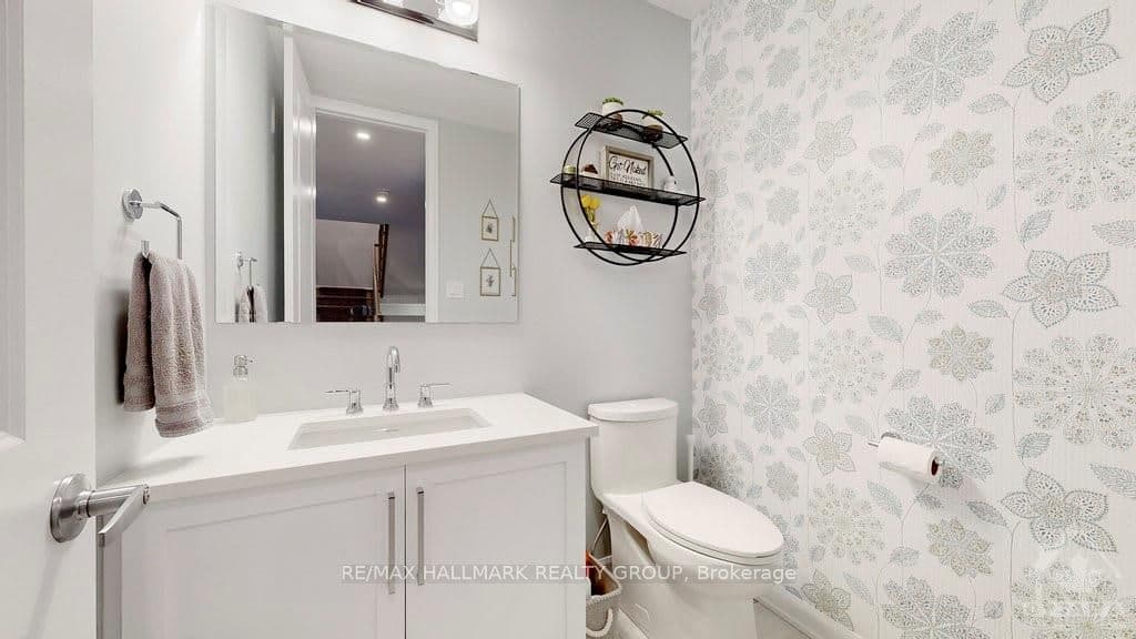 58 ASCARI Road photo 5
