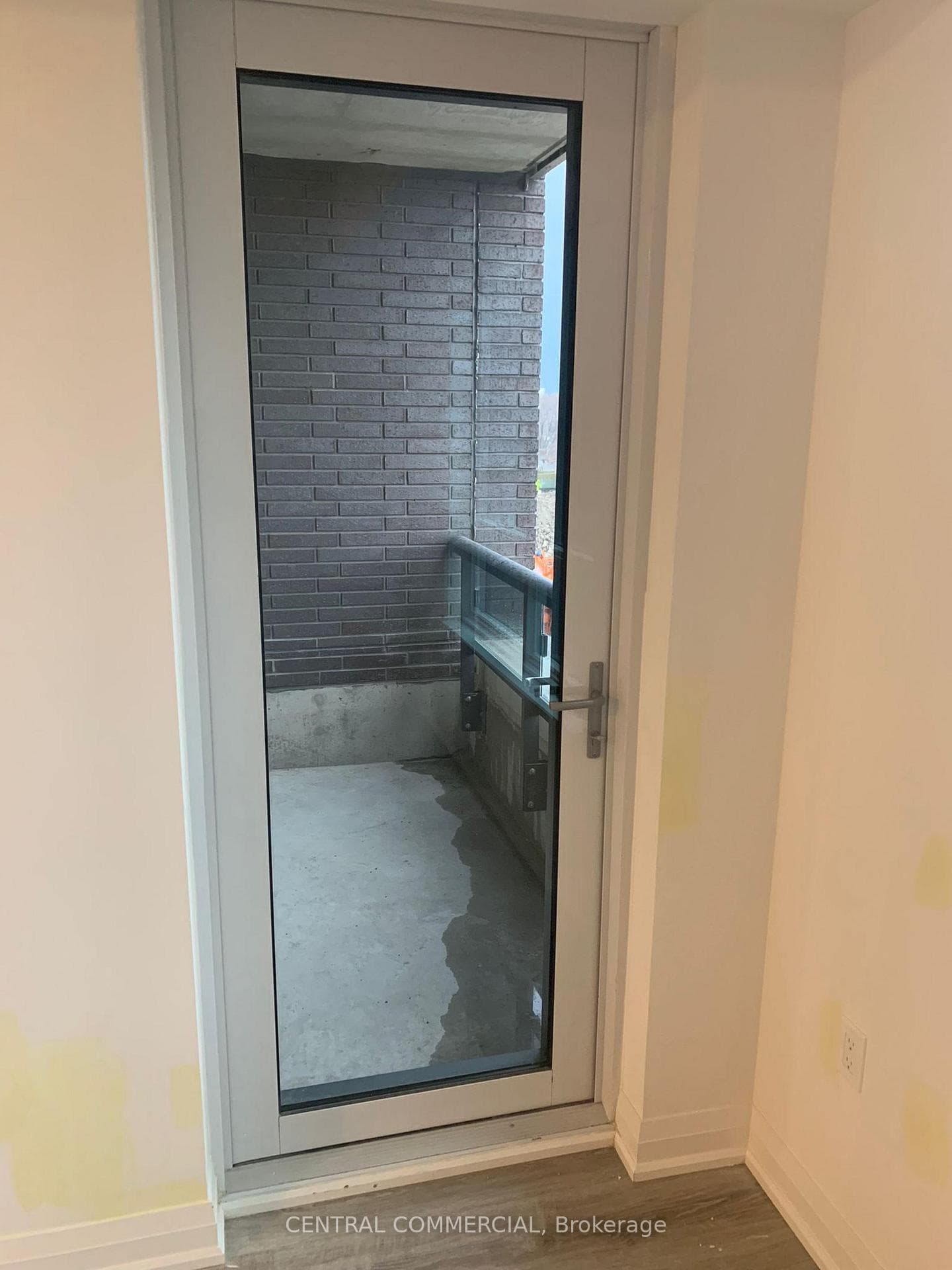 10 GIBBS Road Unit 424 photo 10