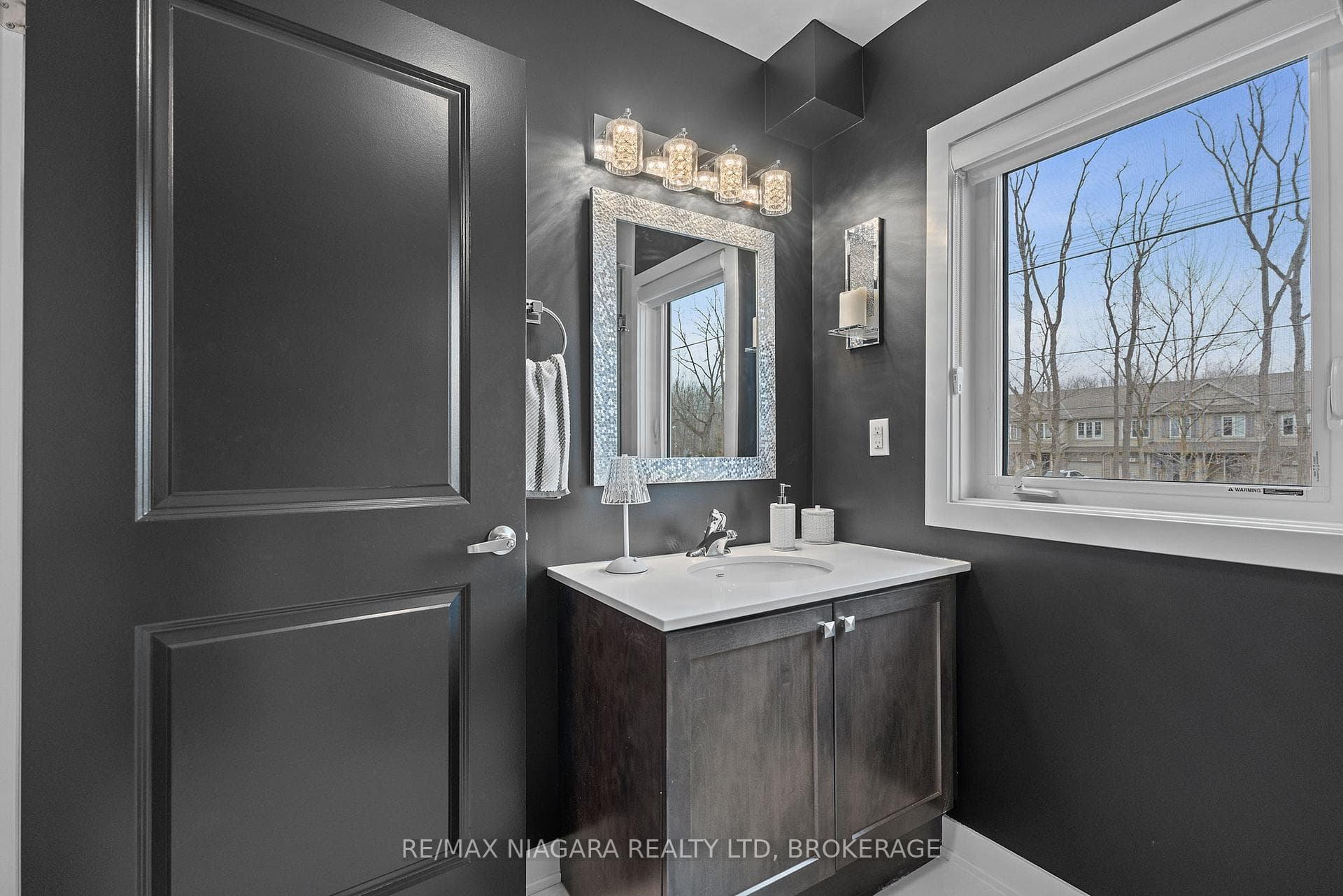 3600 Hibbard Street photo 16