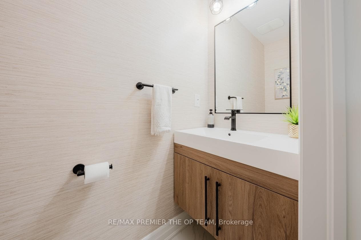 22 Adelia Place photo 12