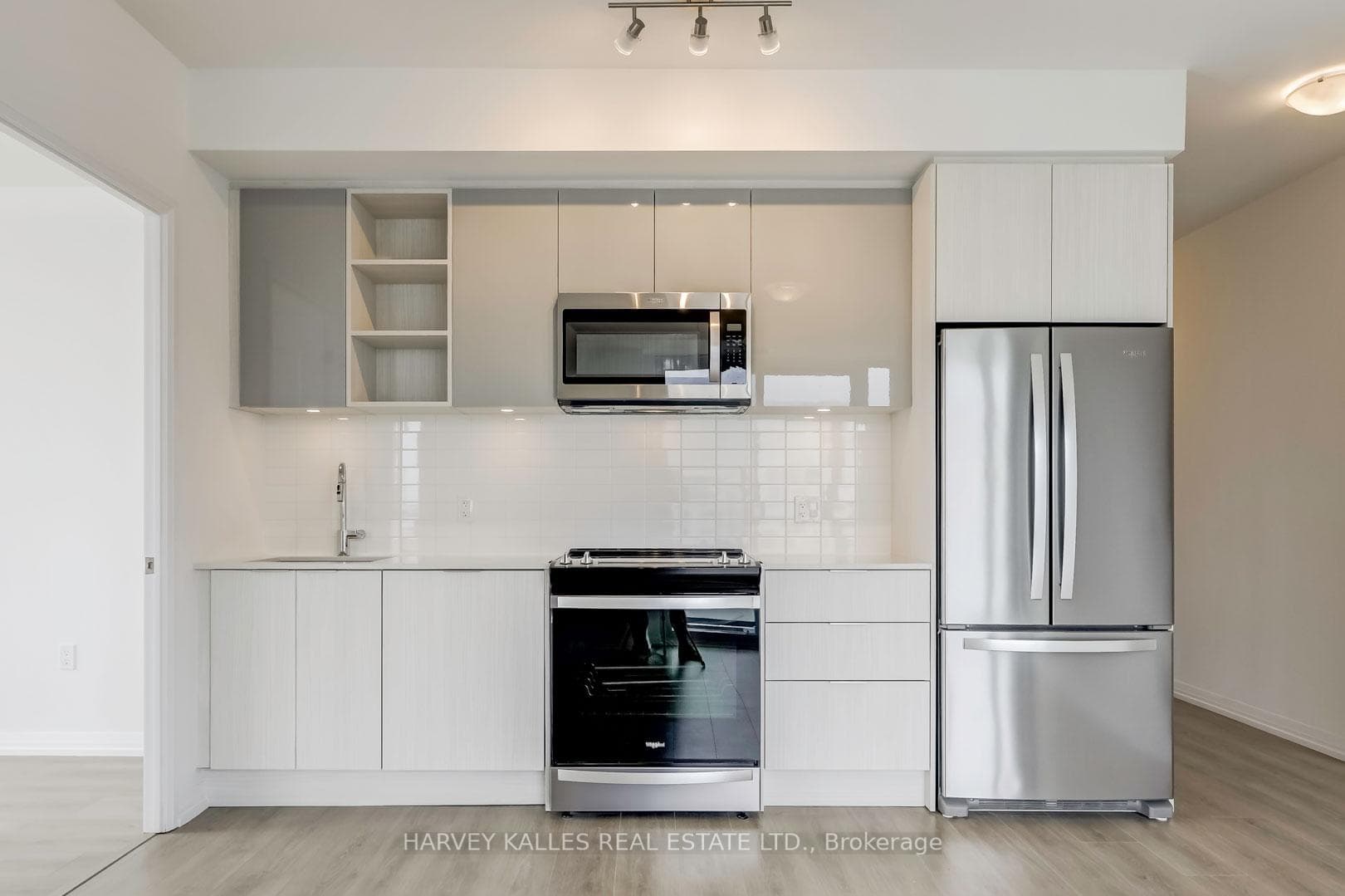 25 Holly Street Unit 2707 photo 6