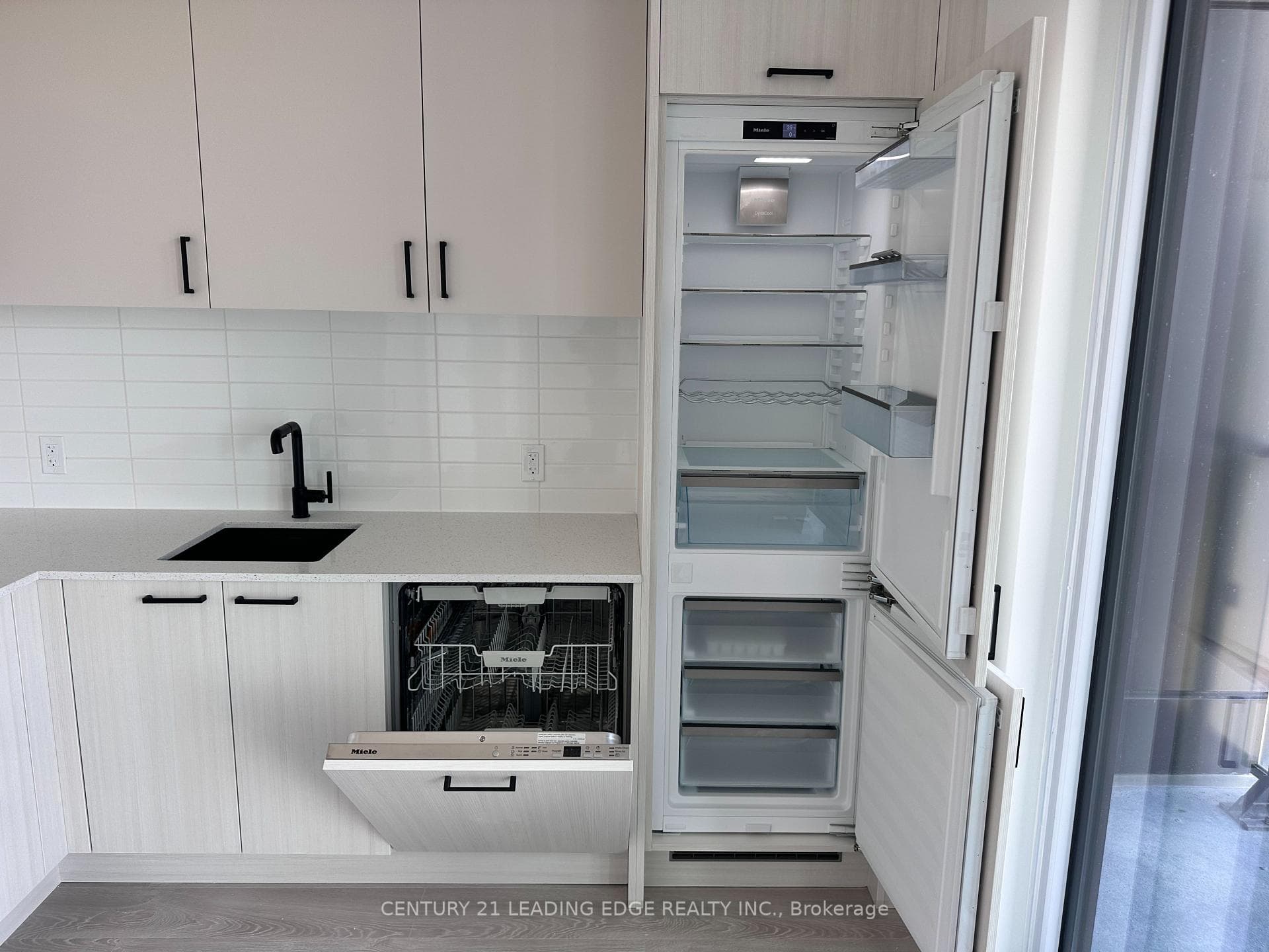 5 Quarrington Lane Unit 2204 photo 15