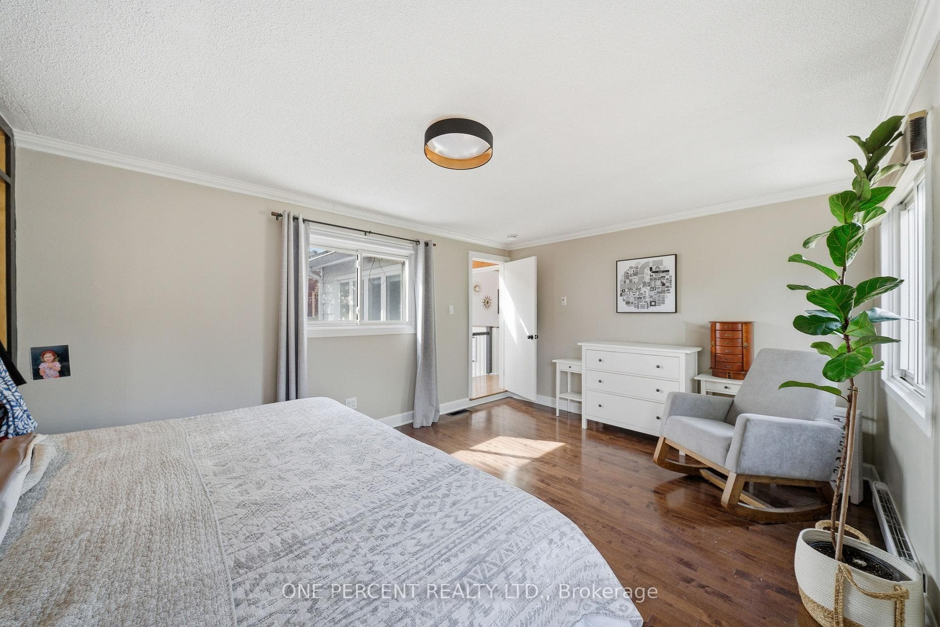 69 Burland Street photo 22