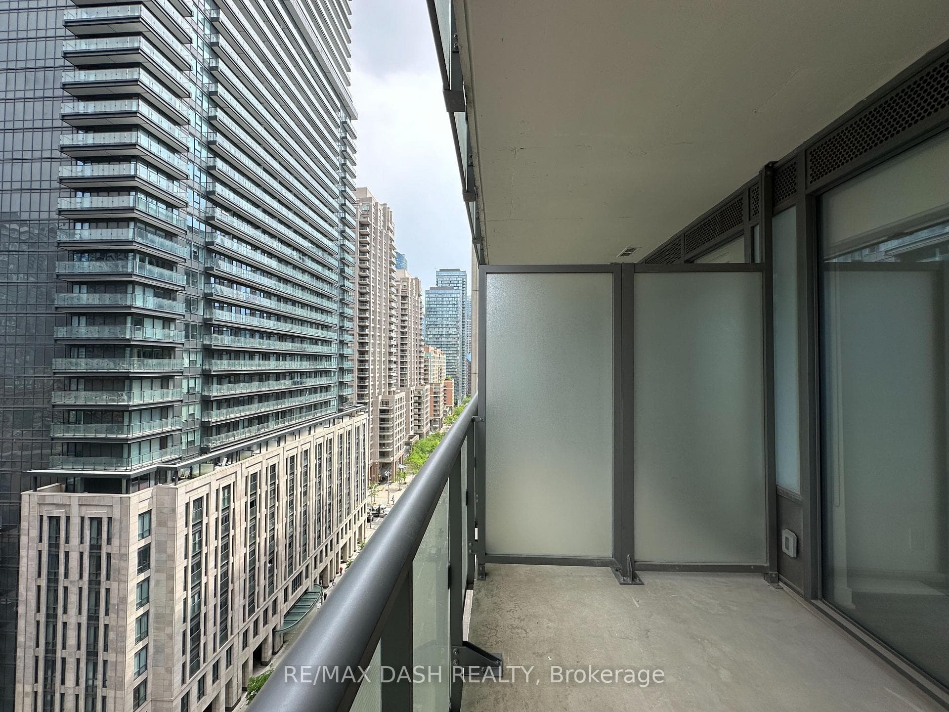 57 St Joseph Street Unit 1205 photo 24