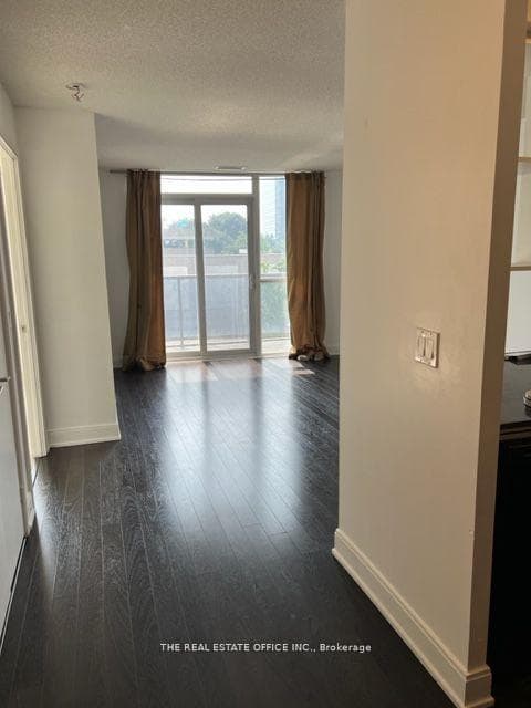 135 Village Green Square Unit 221 photo 15