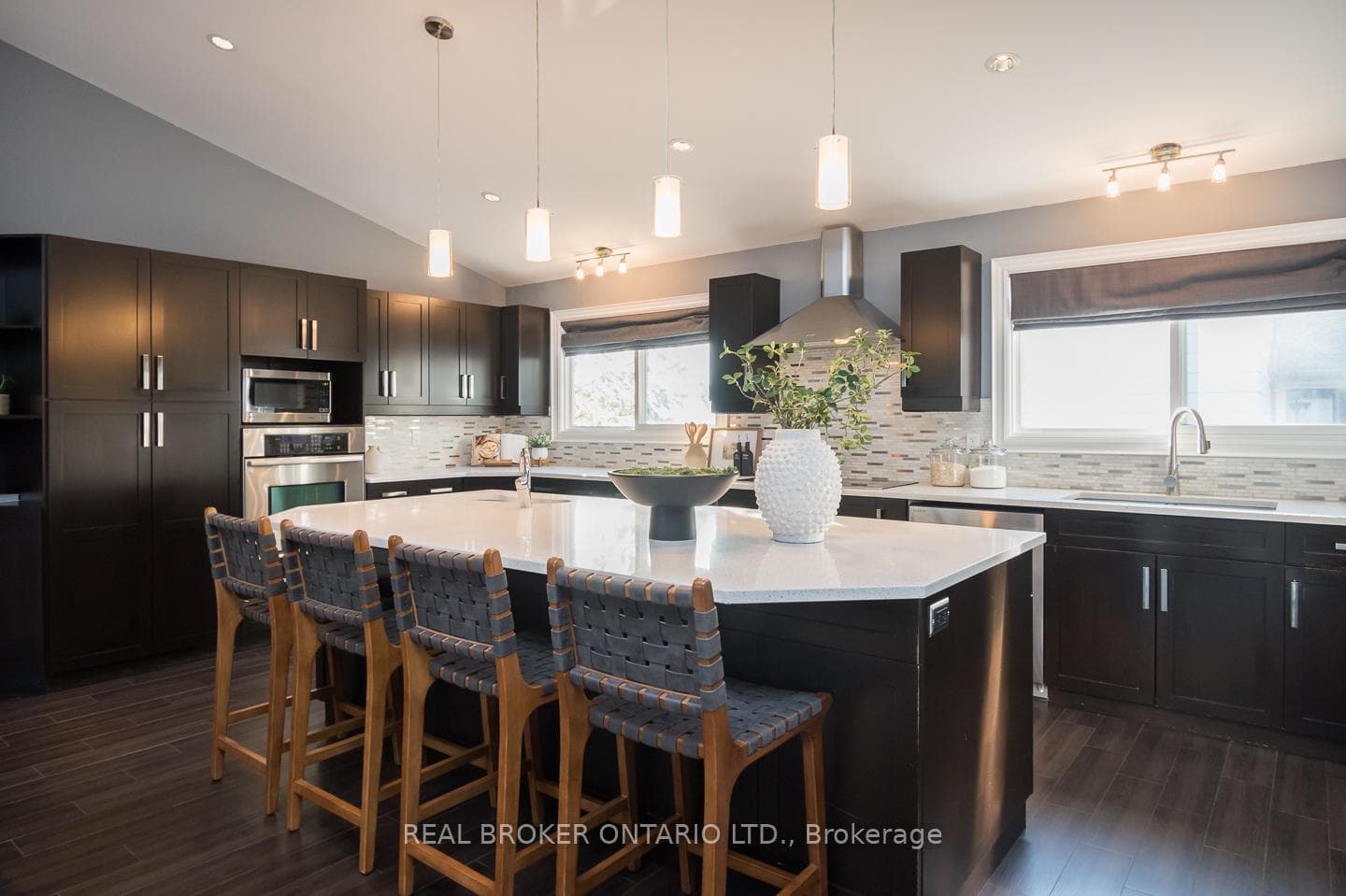 4 Forest Glen Crescent photo 8