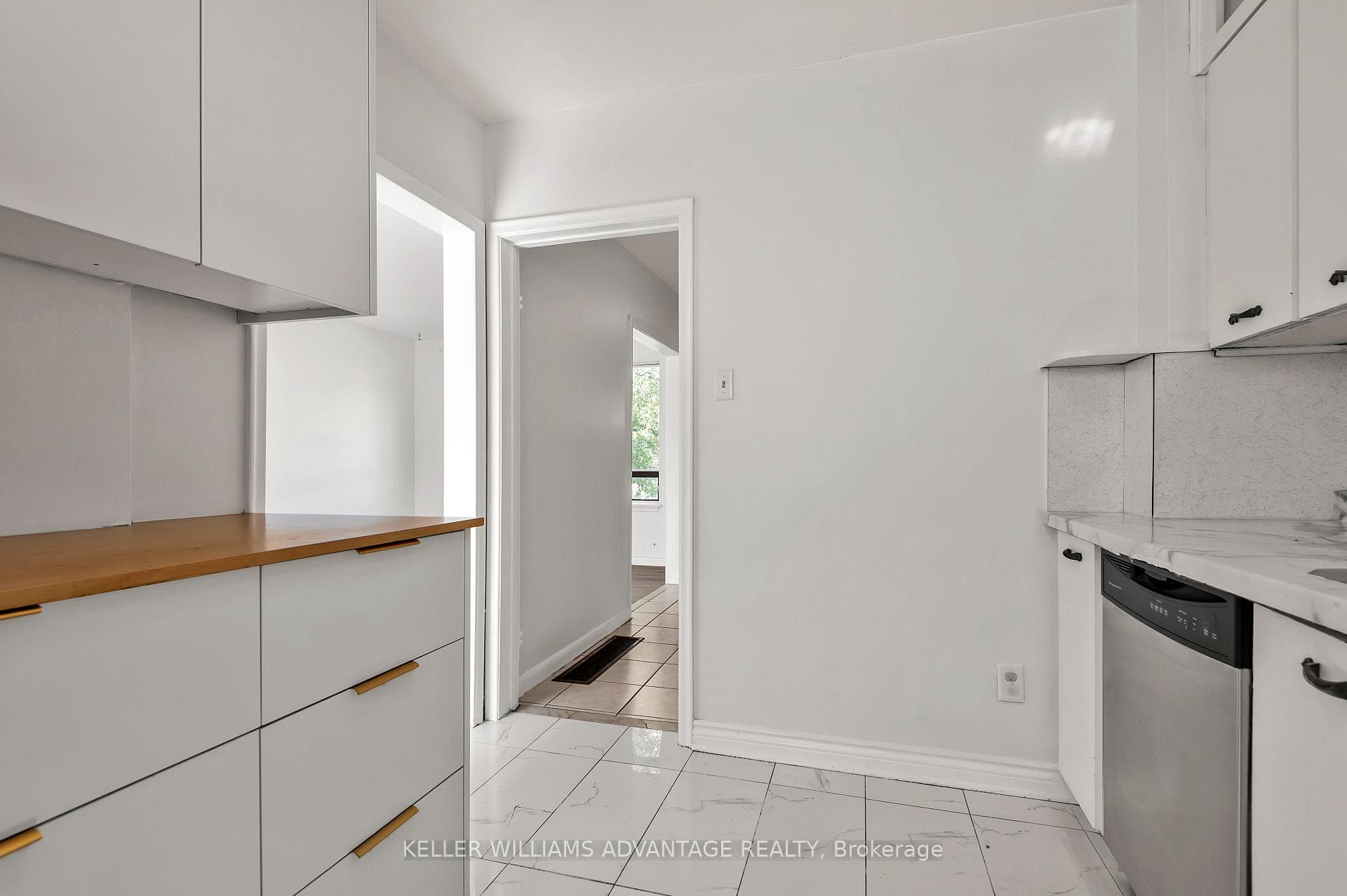 62 Santamonica Boulevard photo 18
