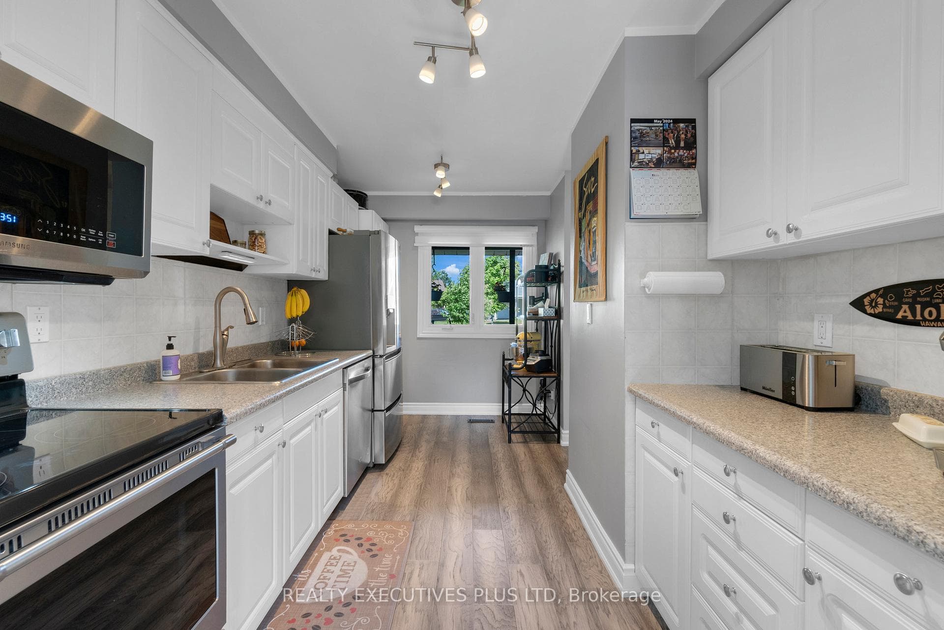 50 Sutter Avenue photo 19
