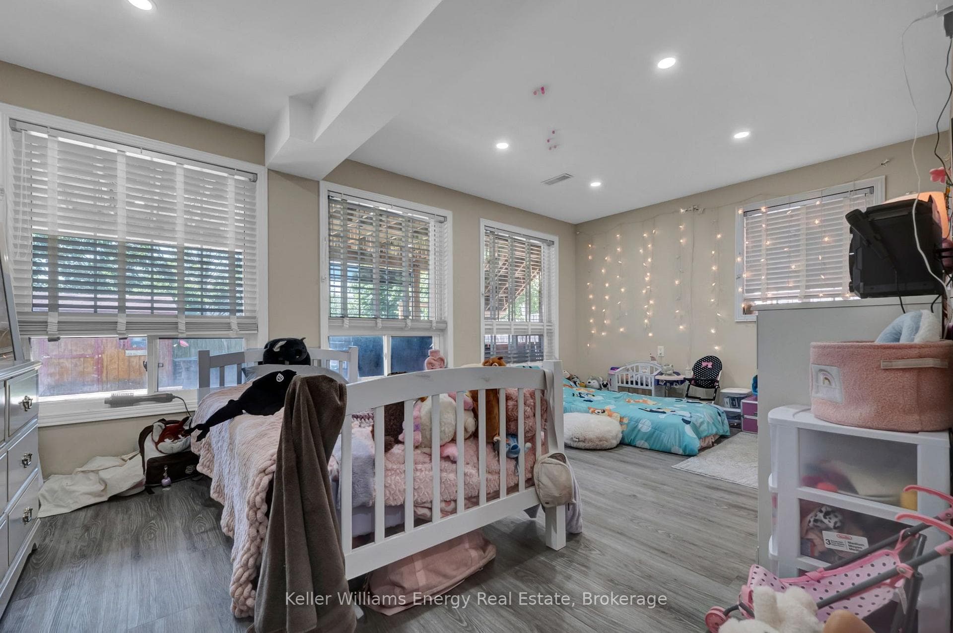1502 Clearbrook Drive photo 44