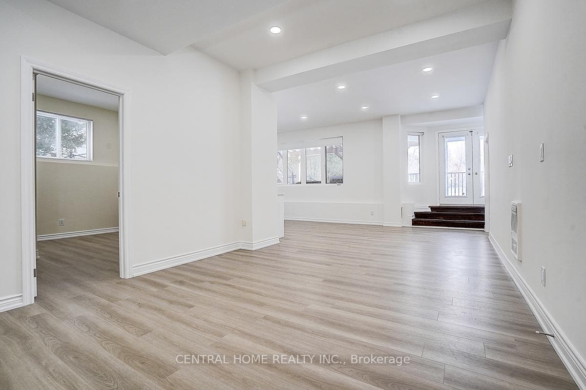 134 Bradgate Drive Unit Bsmt photo 2