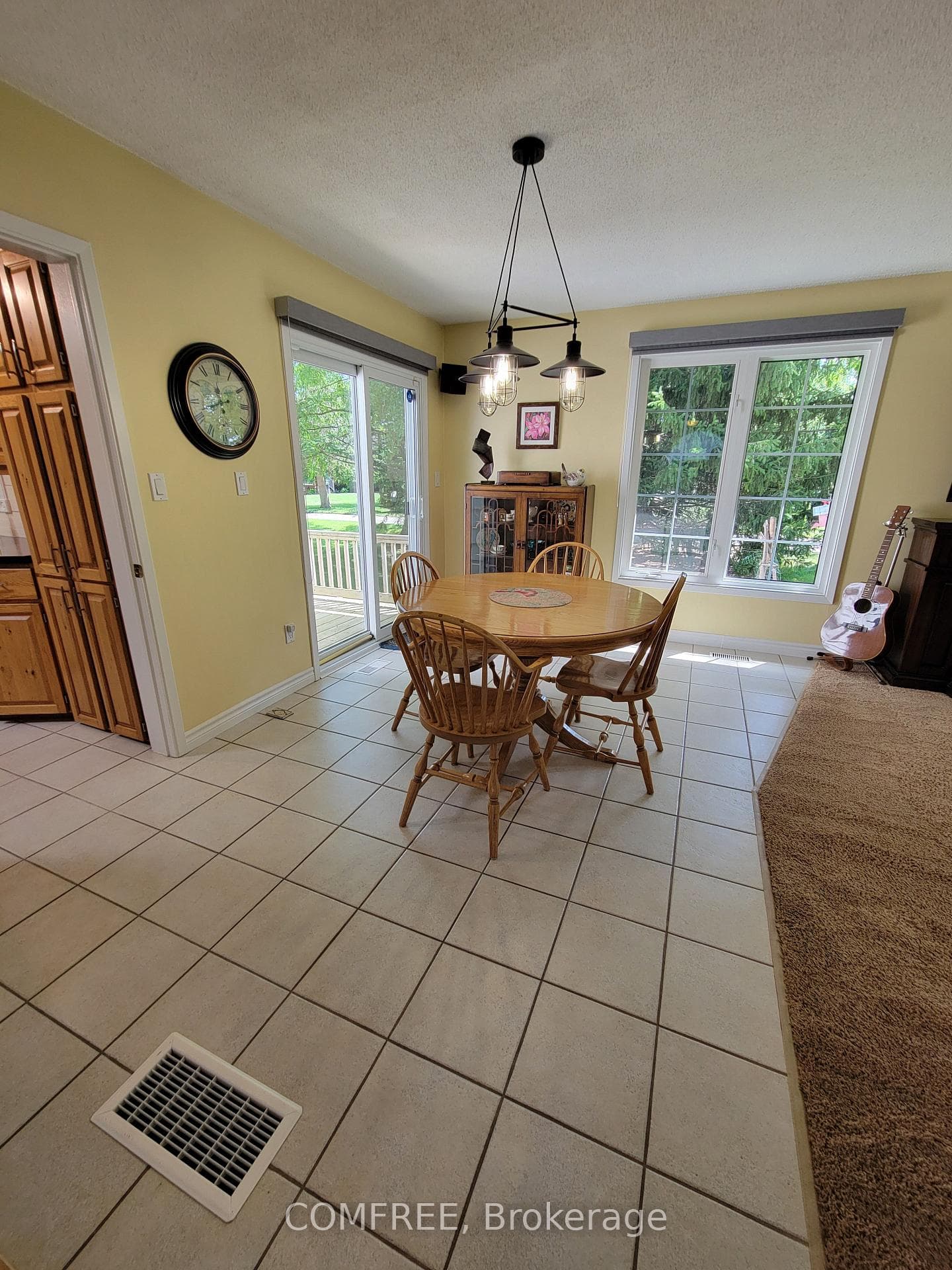 137 St George Street photo 16