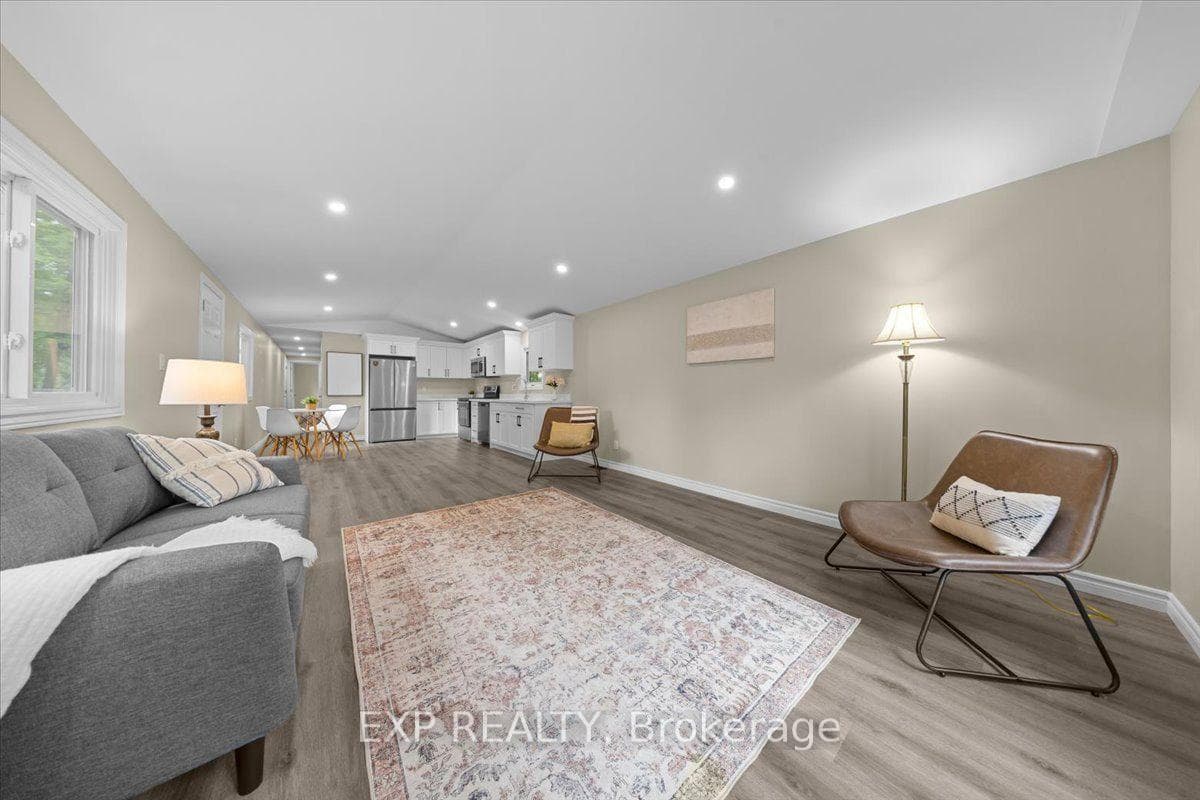 1045 Vista Barrett Private photo 9
