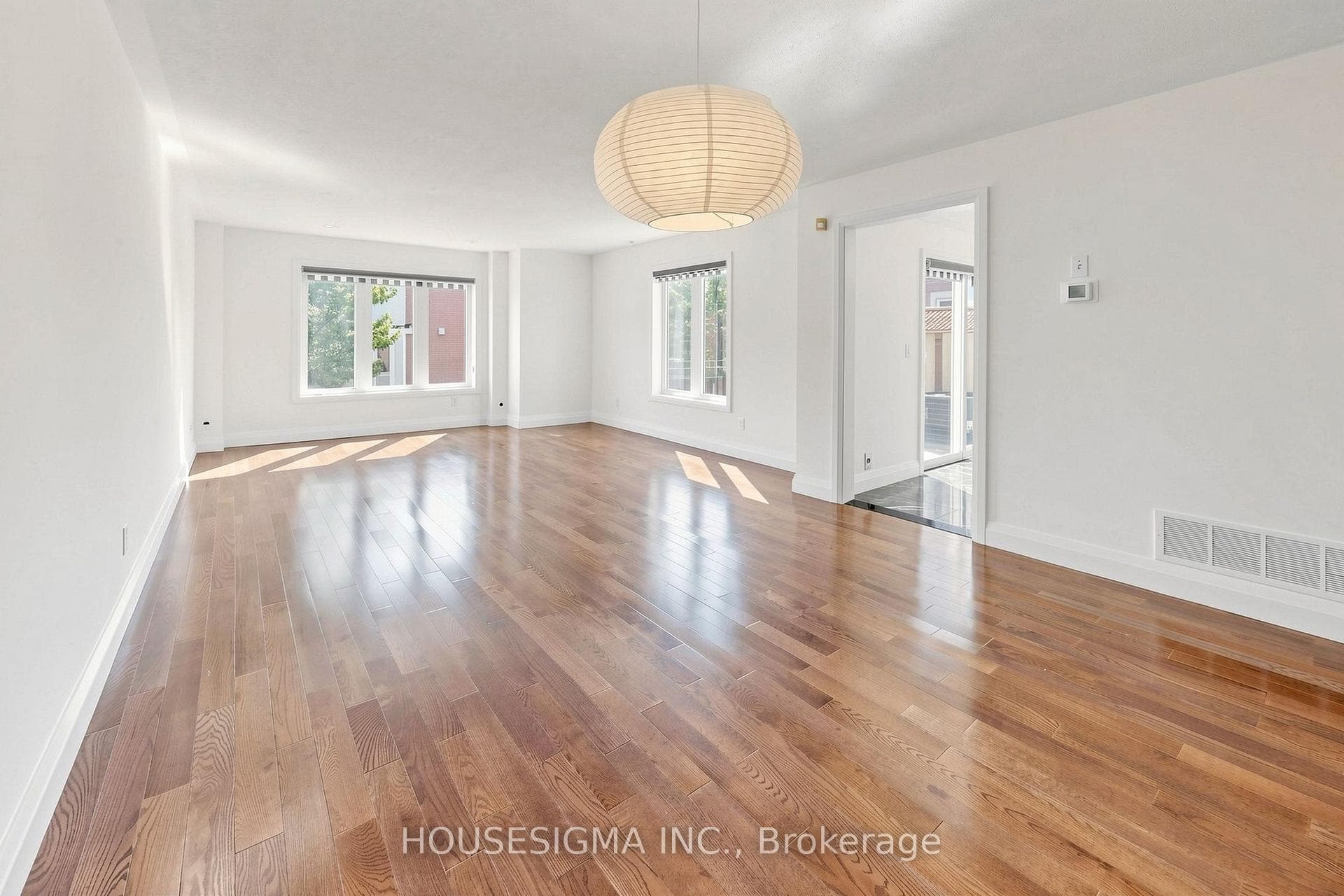 83 Mondeo Drive Unit 220 photo 8
