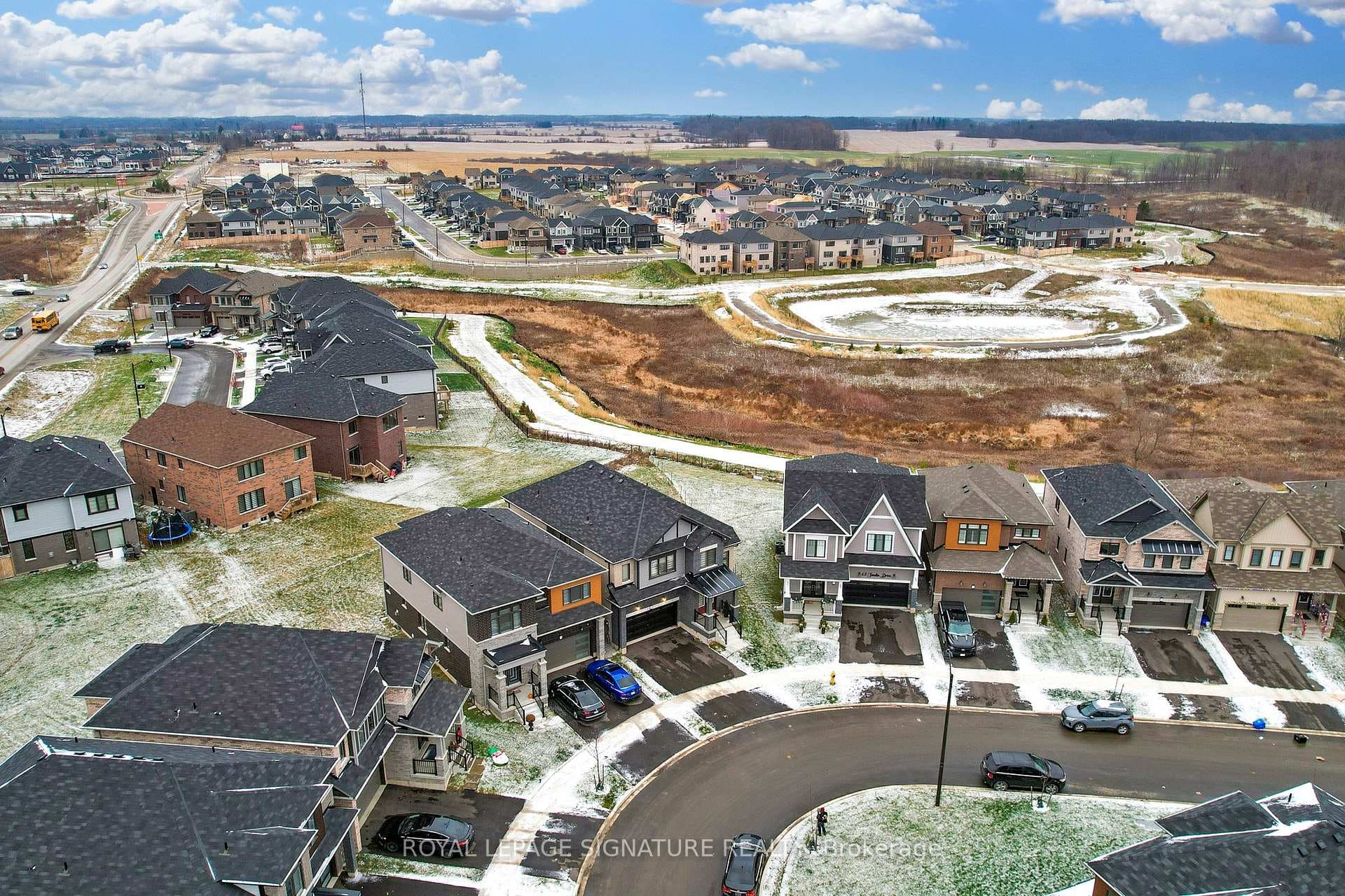 61 Sundin Drive photo 37