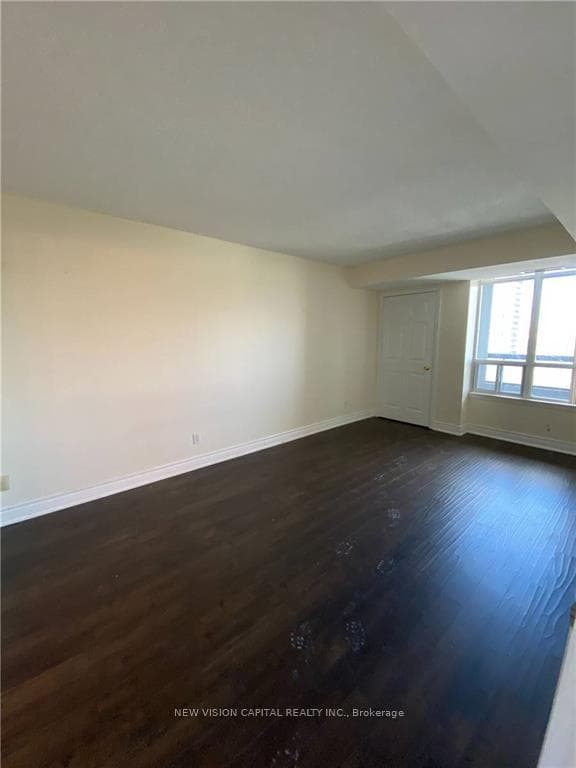 33 Empress Avenue Unit 1512 photo 5