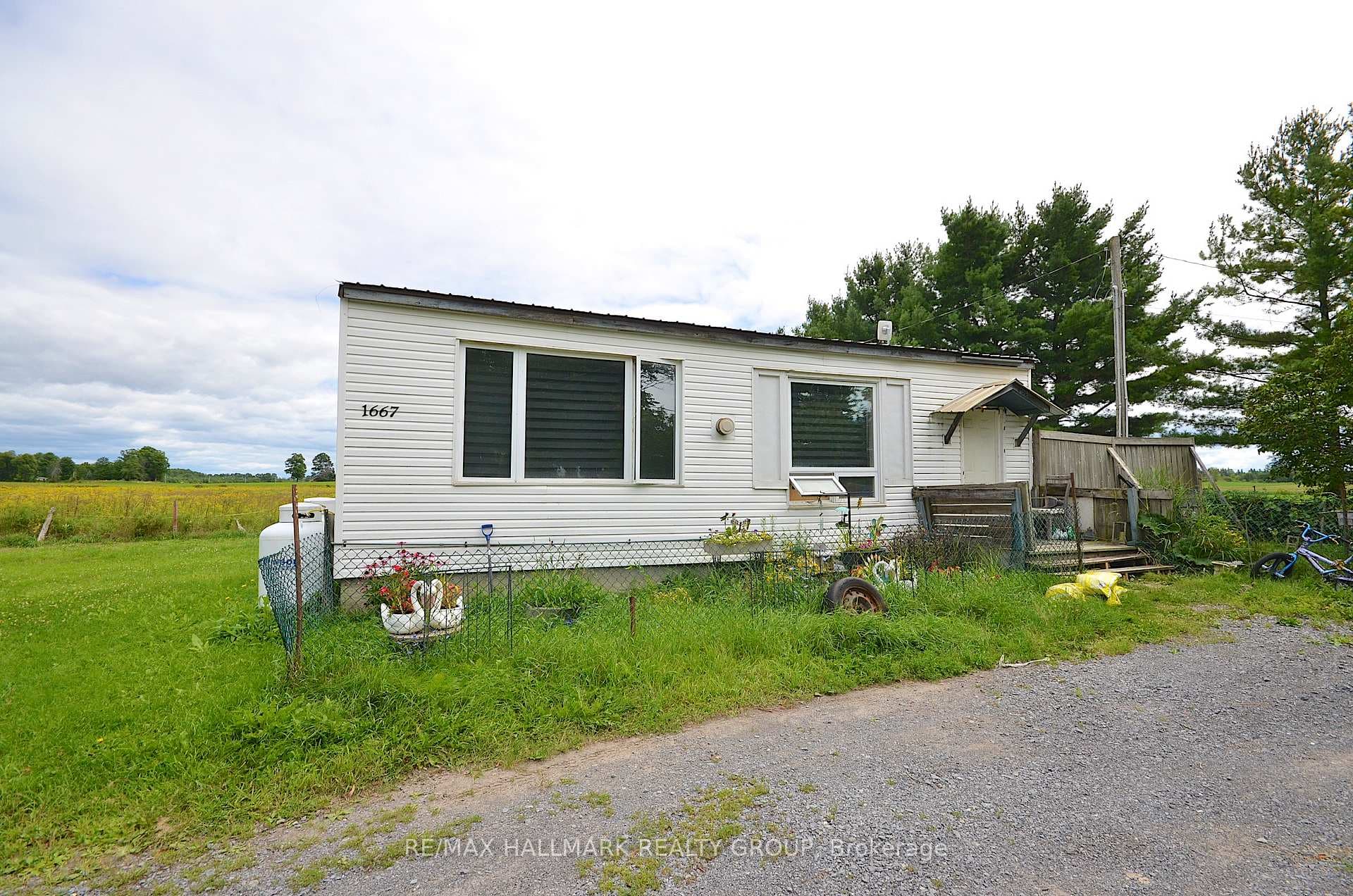1675 Dunning Road photo 39
