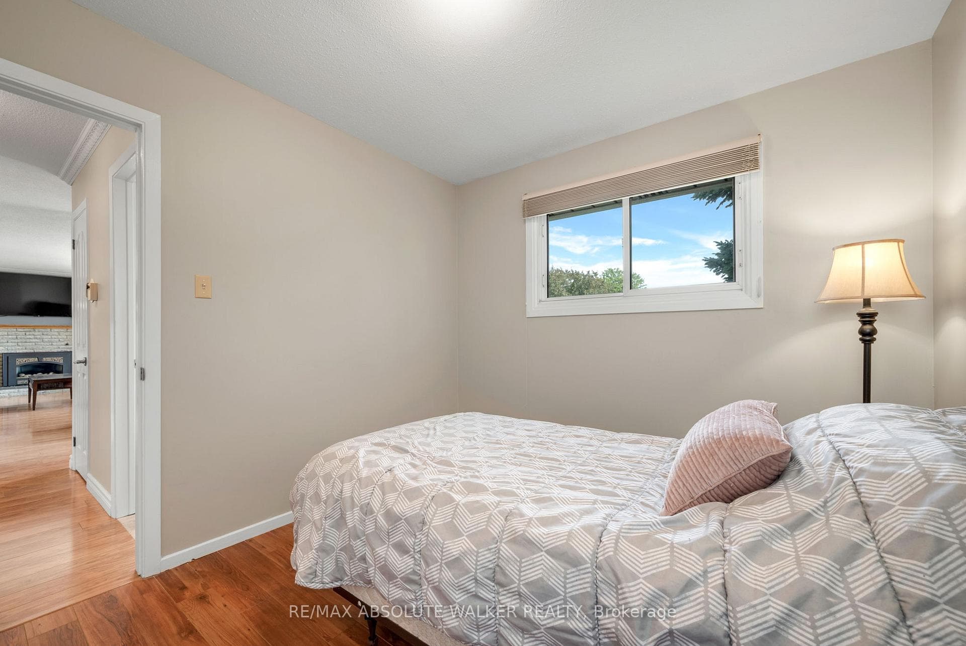 337 Roxdale Avenue photo 29