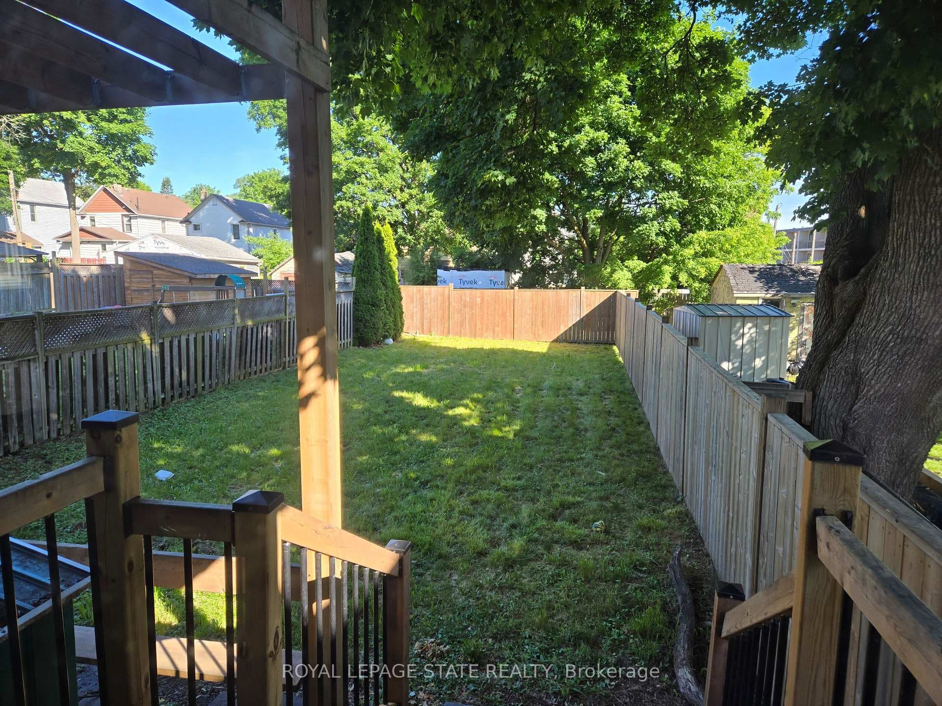 4249 Elgin Street photo 3