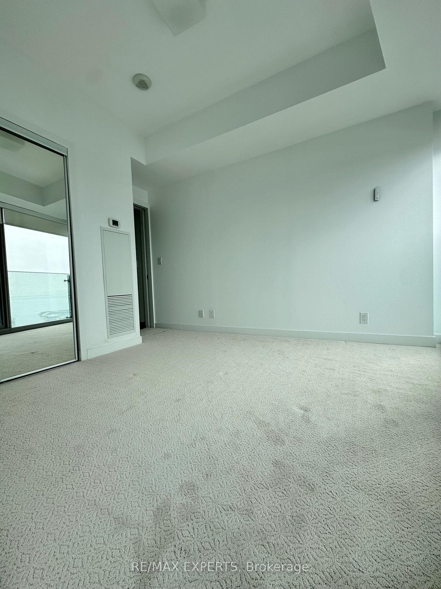 12 York Street Unit 4607 photo 12
