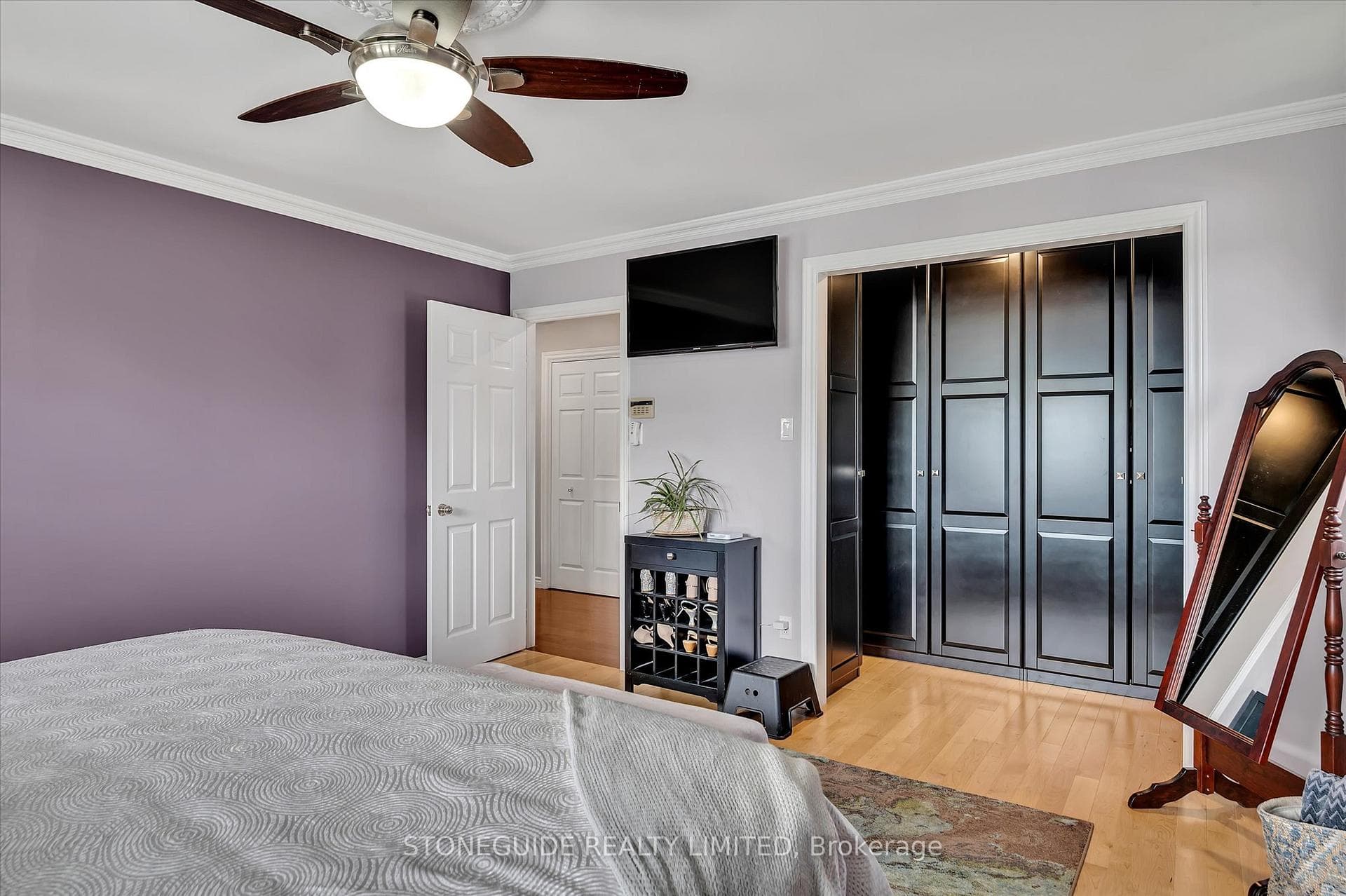 1812 Parkwood Circle photo 28