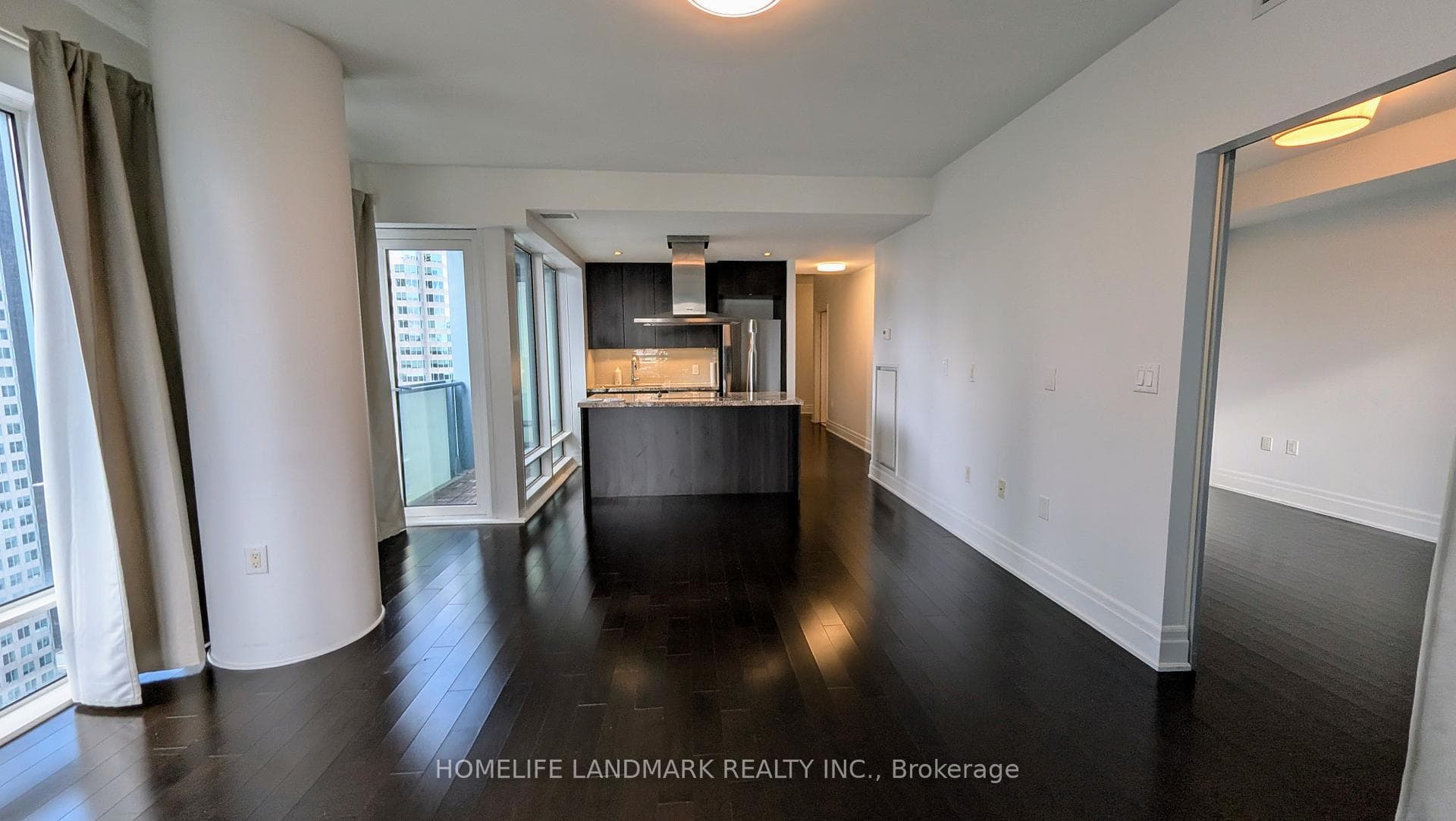 8 The Esplanade N/A Unit 3902 photo 14