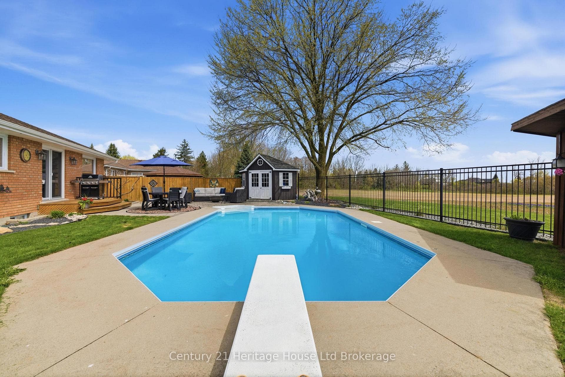 116 Baird Street photo 36