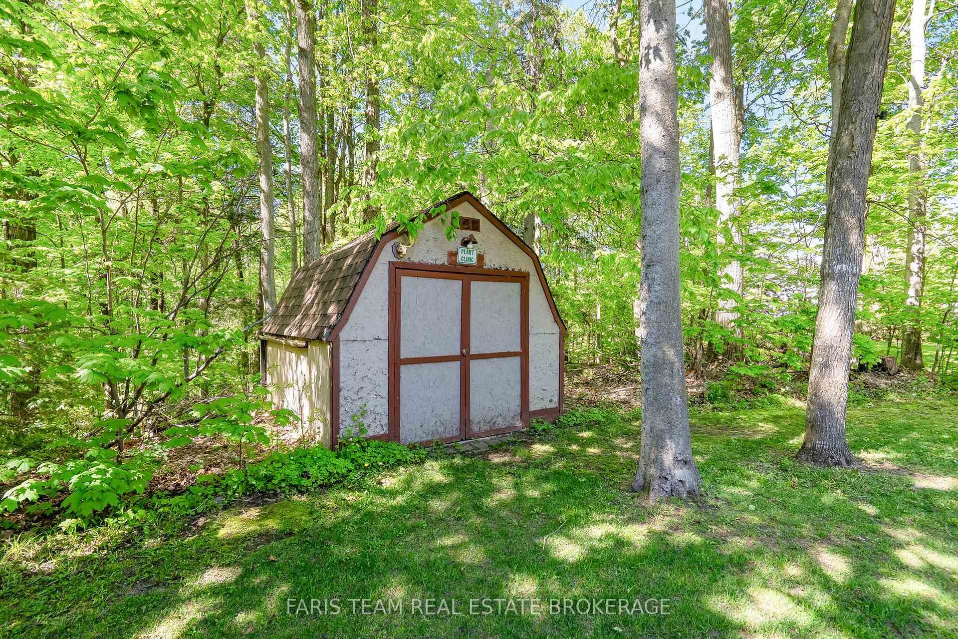 2088 Wilkinson Street photo 40