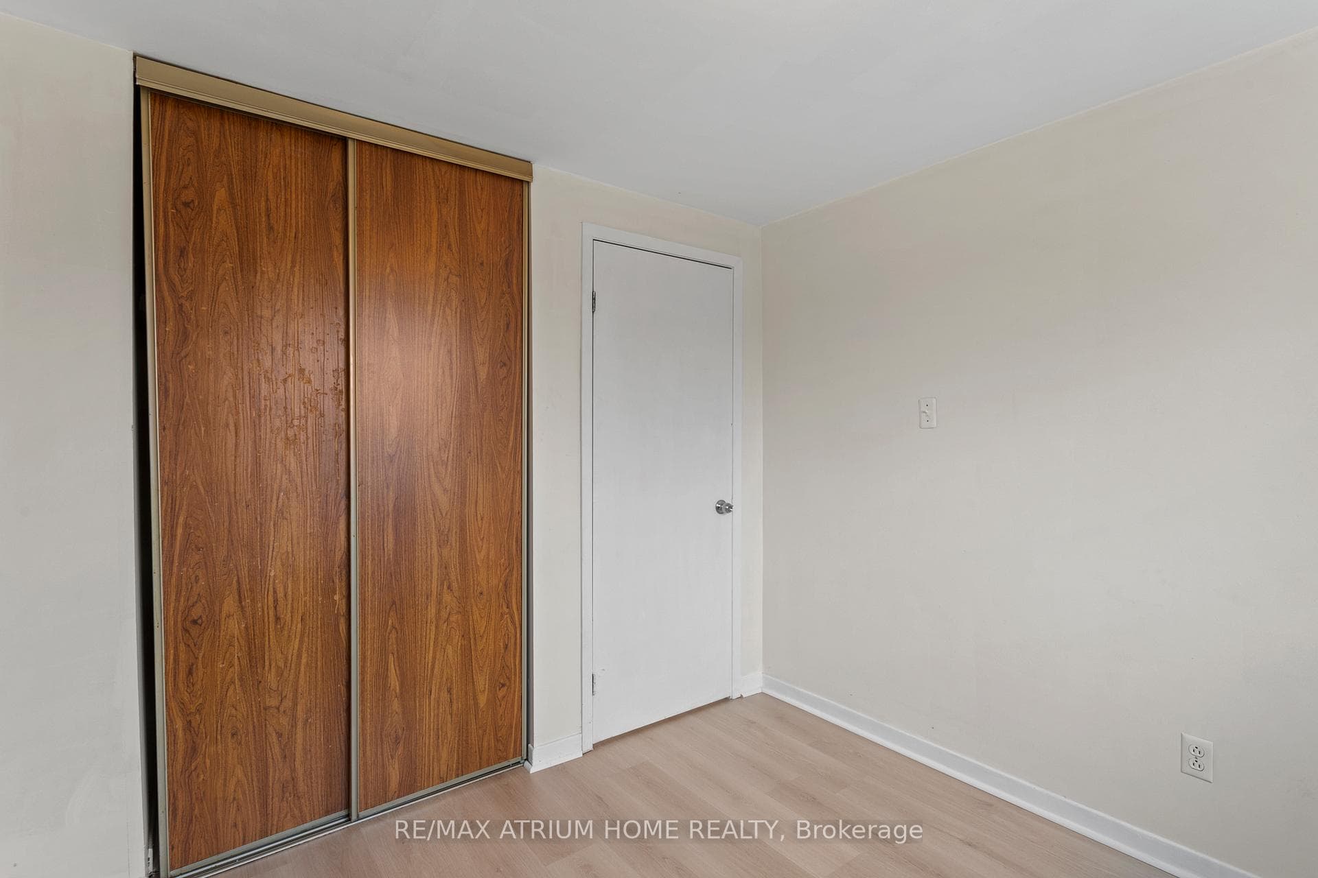 81 Robin Court photo 18
