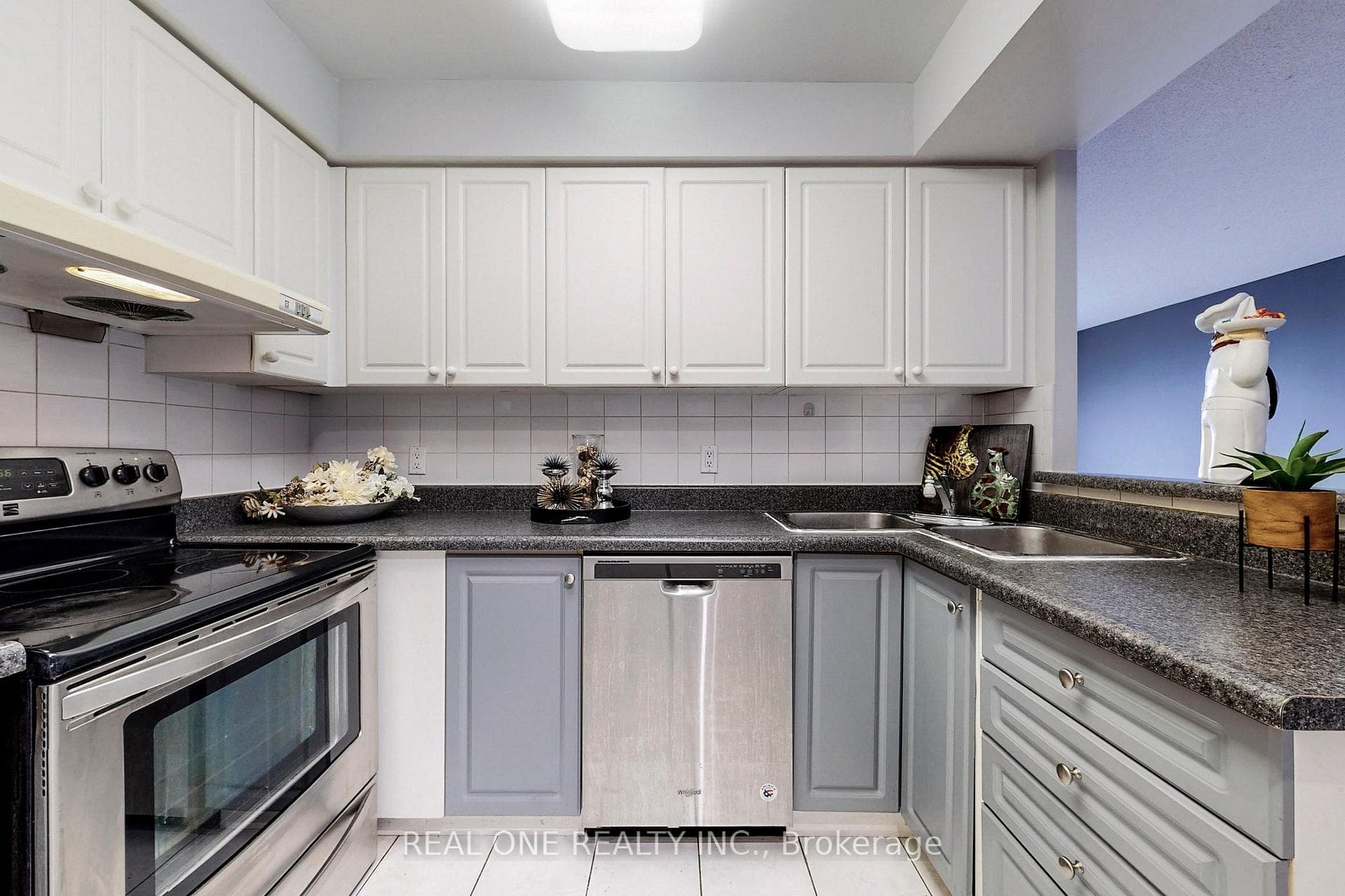 88 Grandview Way Unit 1203 photo 14
