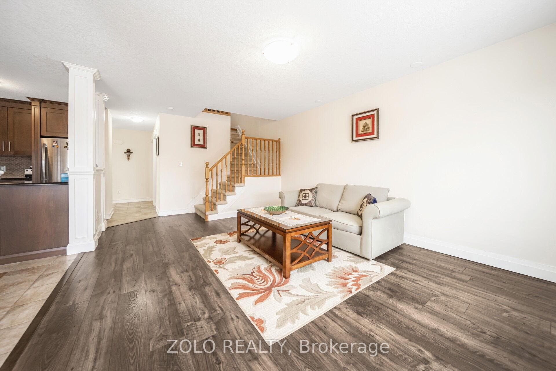 174 Parkvale Drive photo 3