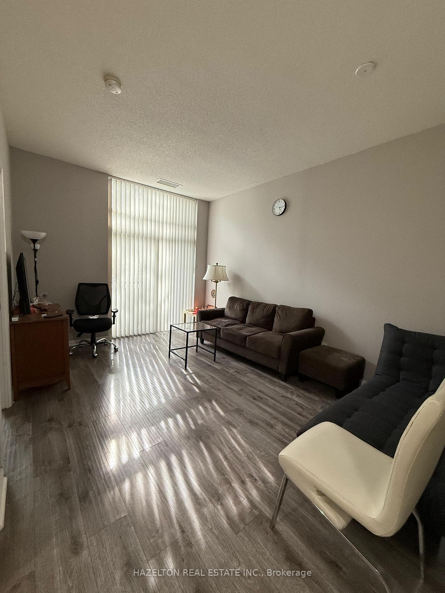 153 Beecroft Road Unit 105 photo 2