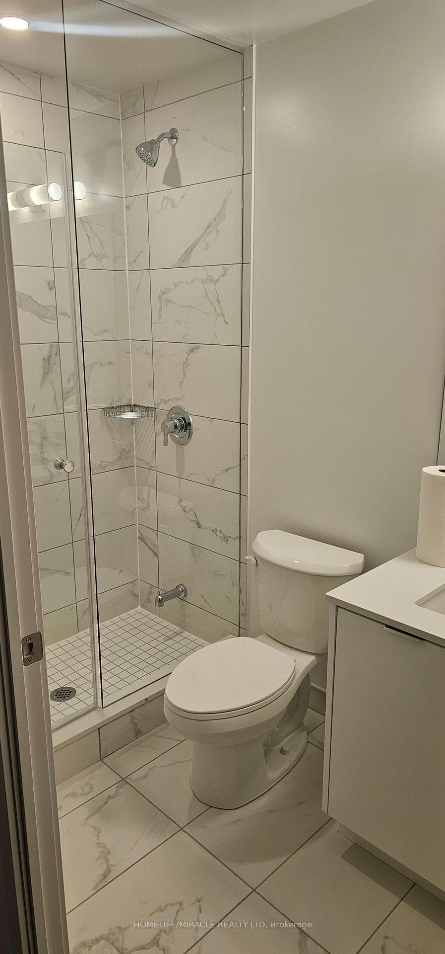 204 Burnhamthorpe Road Unit 1404 photo 20
