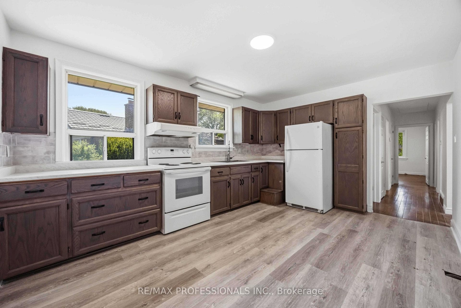 28 Chandler Drive photo 12