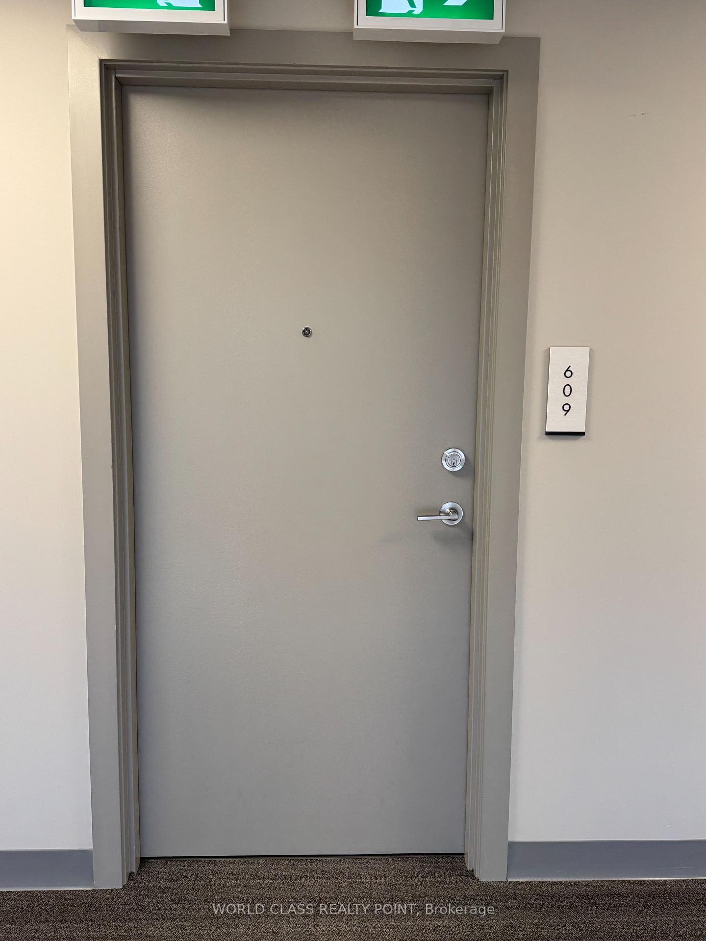 107 Roger Street Unit 609 photo 2