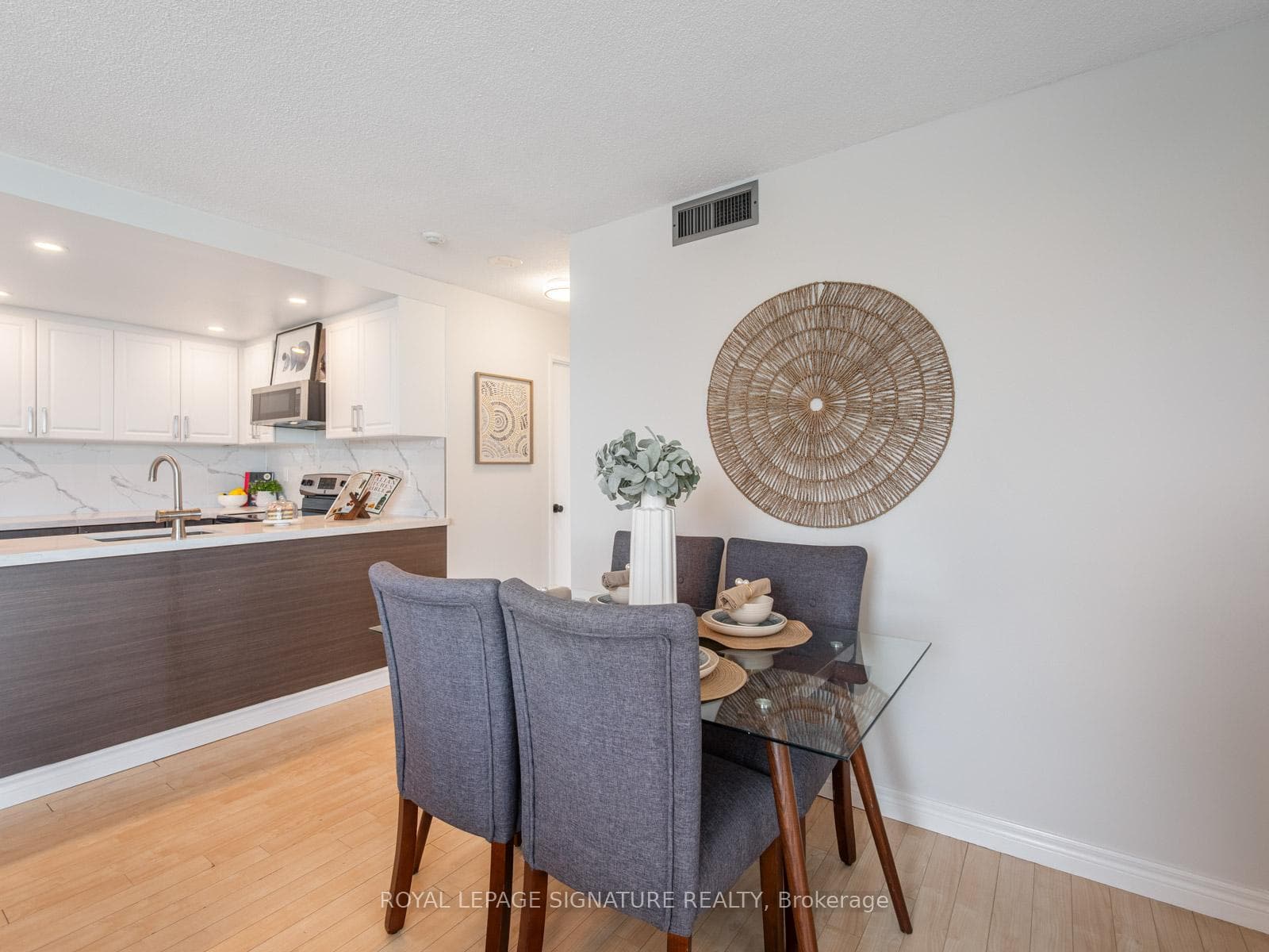 3050 Ellesmere Road Unit 519 photo 13