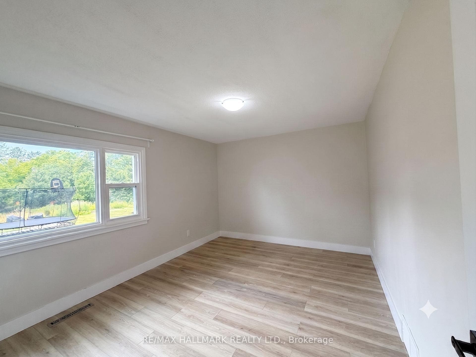 159 Richmond Street Unit 2 photo 6