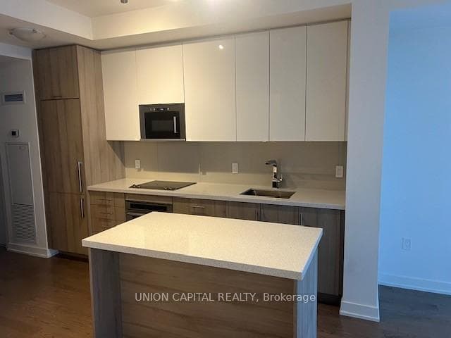330 Richmond Street Unit 1602 photo 7