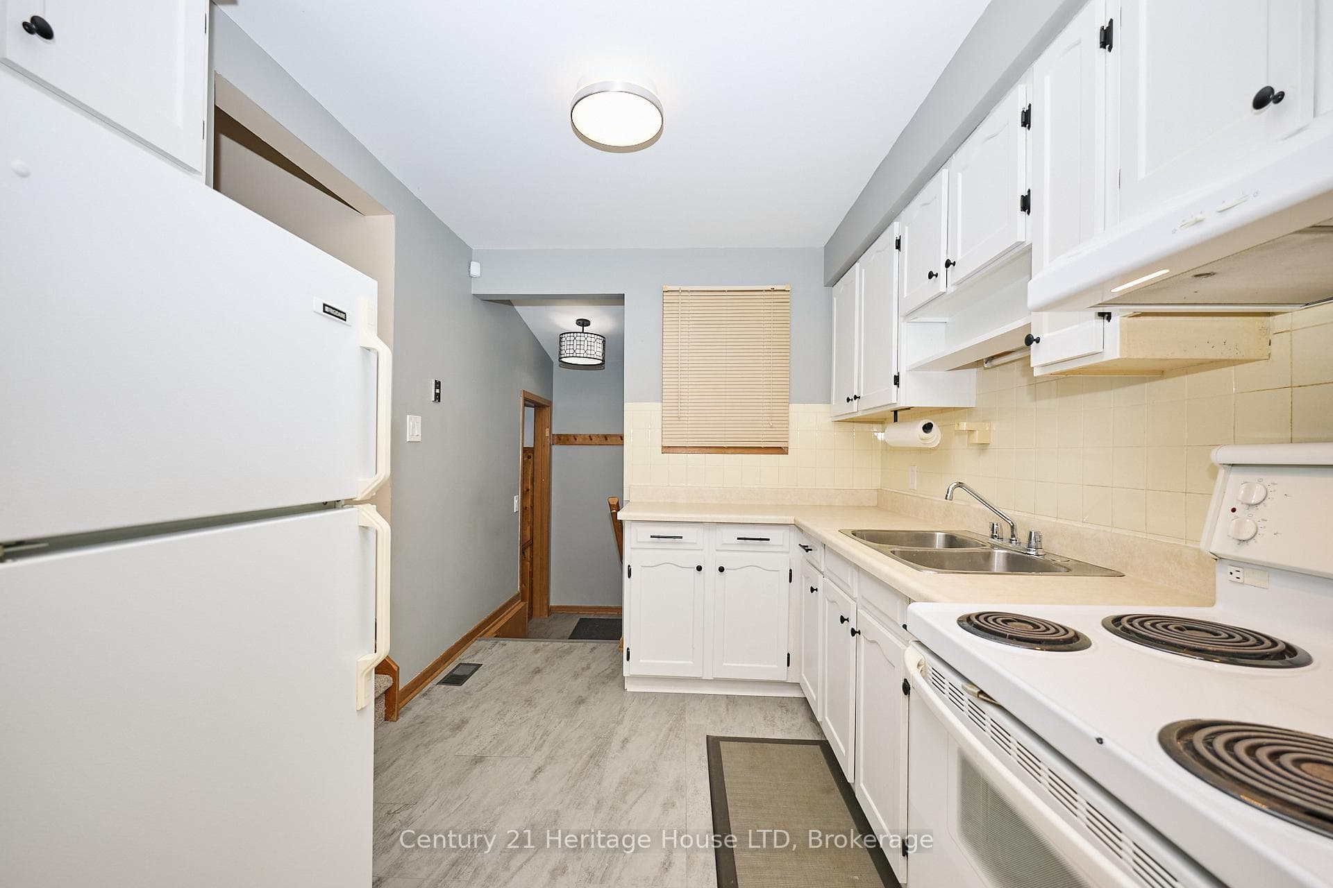 55 Windward Street photo 13