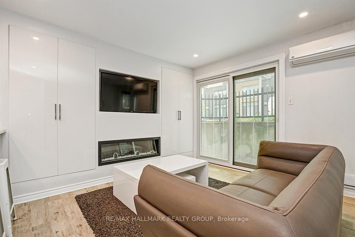 232 Wilbrod Street Unit 1 photo 5