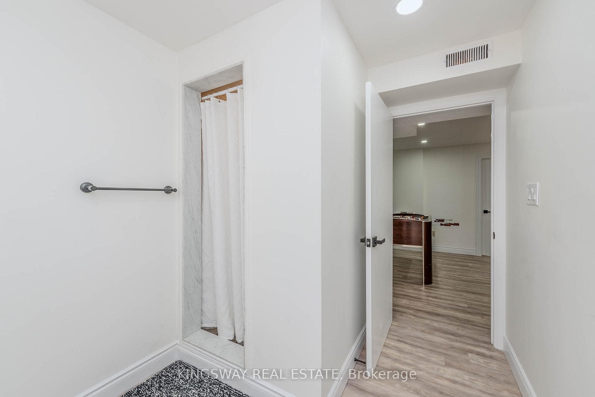 298 FOREST Drive photo 43