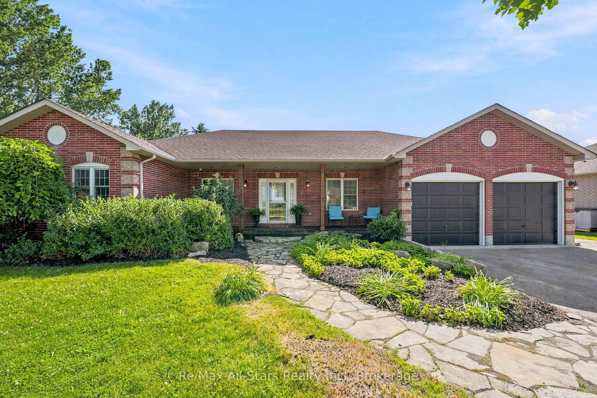 13579 Old Simcoe Road photo 1