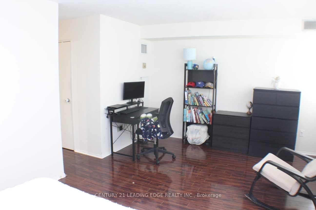 45 Huntingdale Boulevard Unit 1703 photo 25