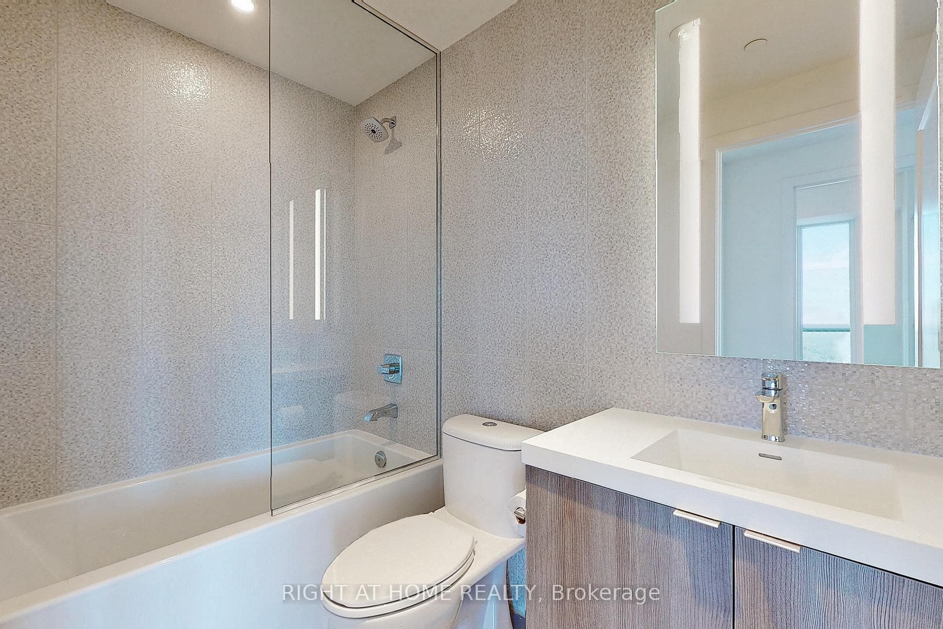 575 Bloor Street Unit 3103 photo 29