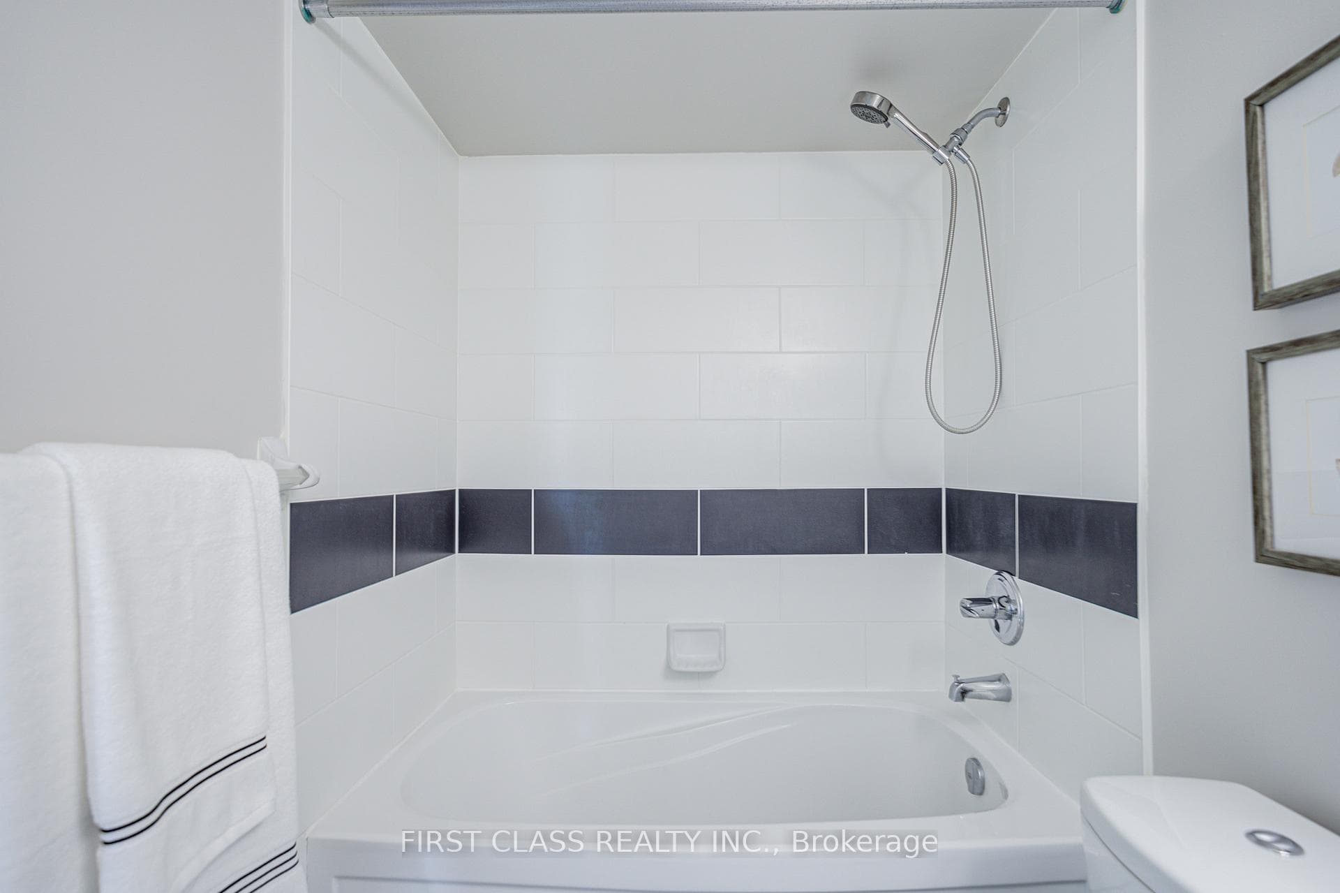 17 Anndale Drive Unit 1115 photo 28