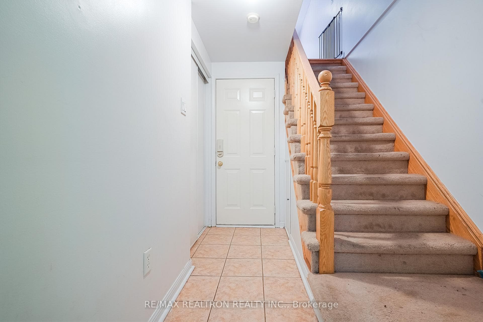 19 Coyote Crescent photo 28