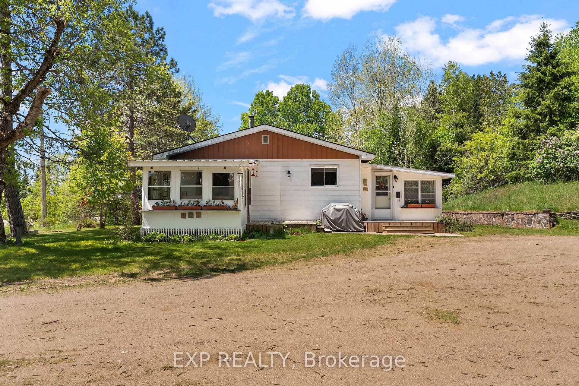 3672 Palmer Road photo 2