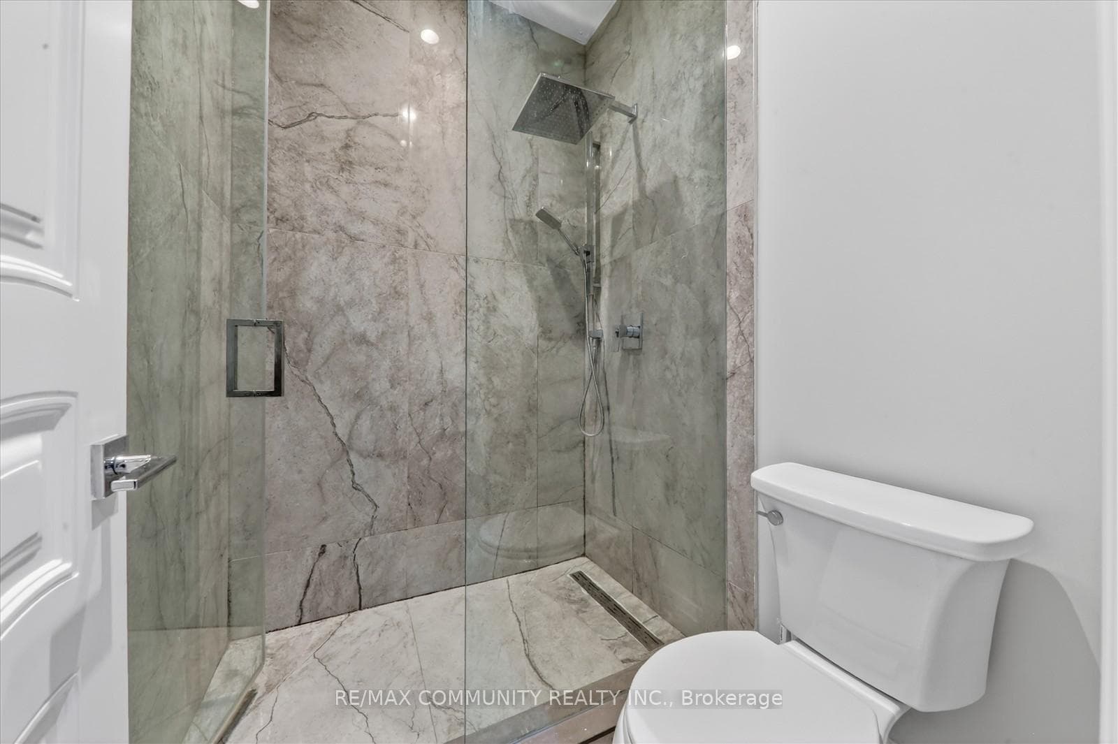 154 Burkholder Street photo 44