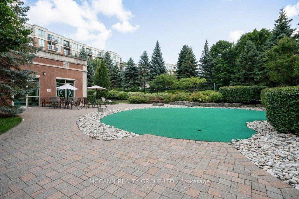 18 William Carson Crescent Unit 614 photo 12