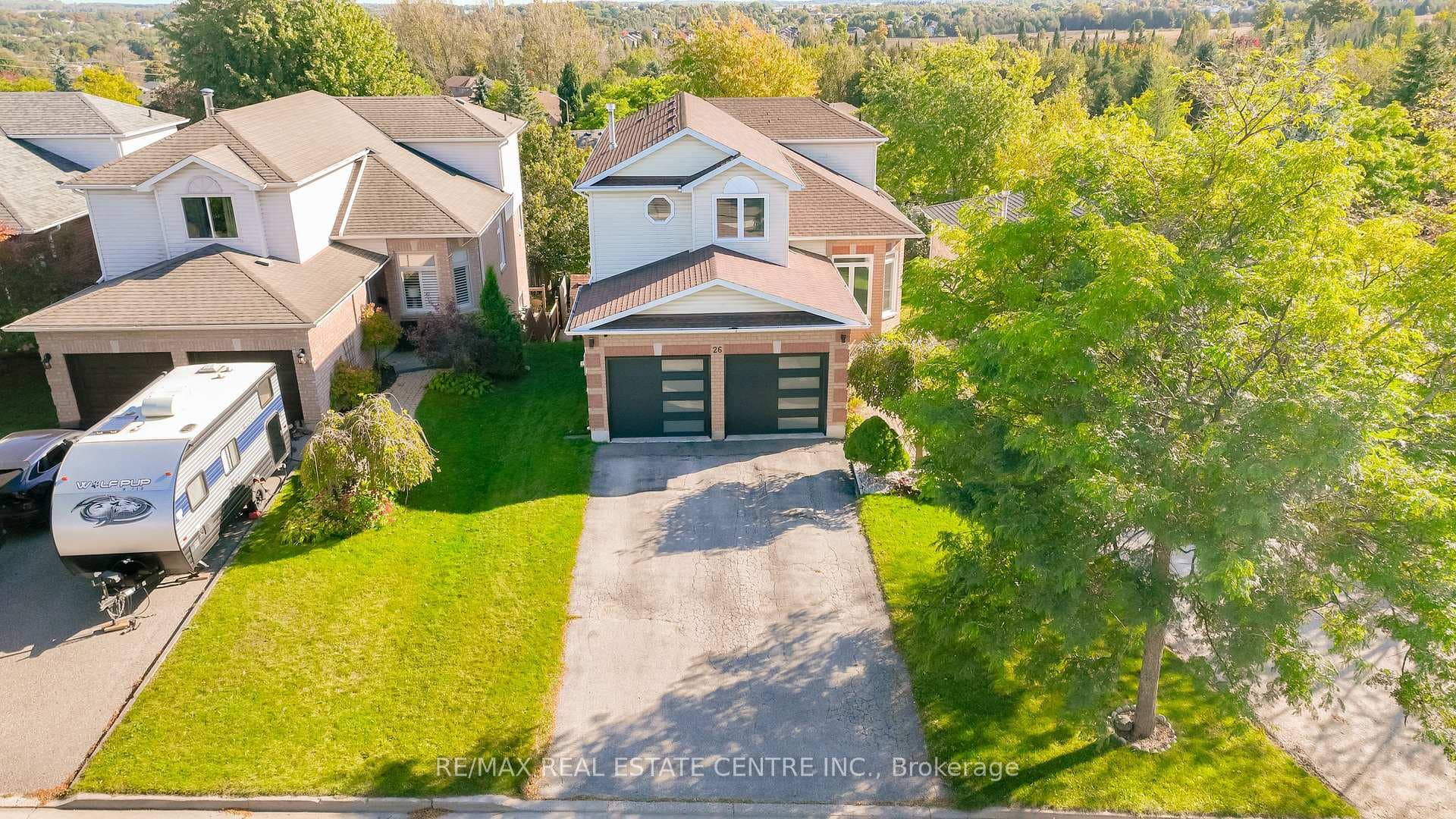 26 Eastview Crescent photo 40