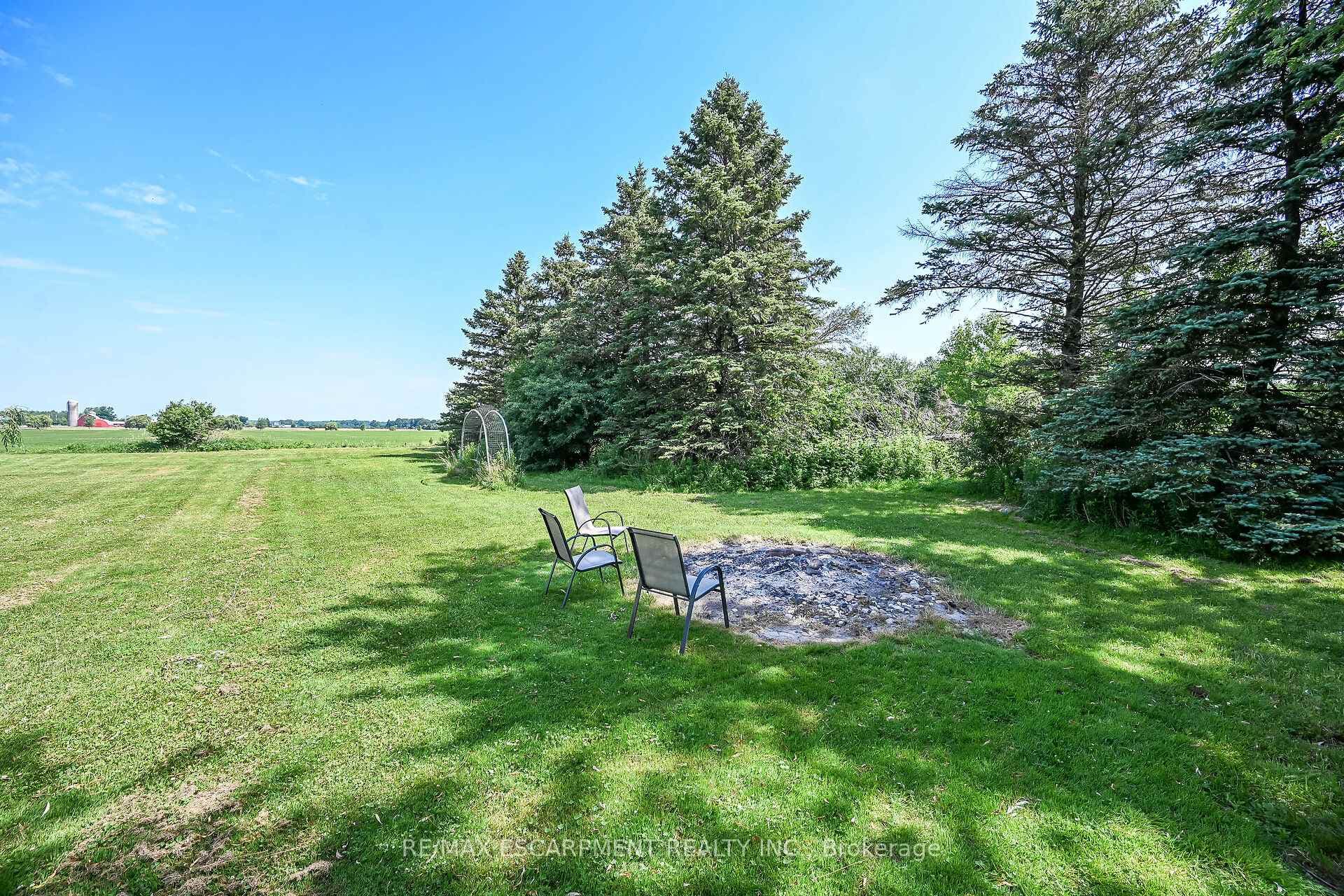 1284 Cheapside Road photo 46